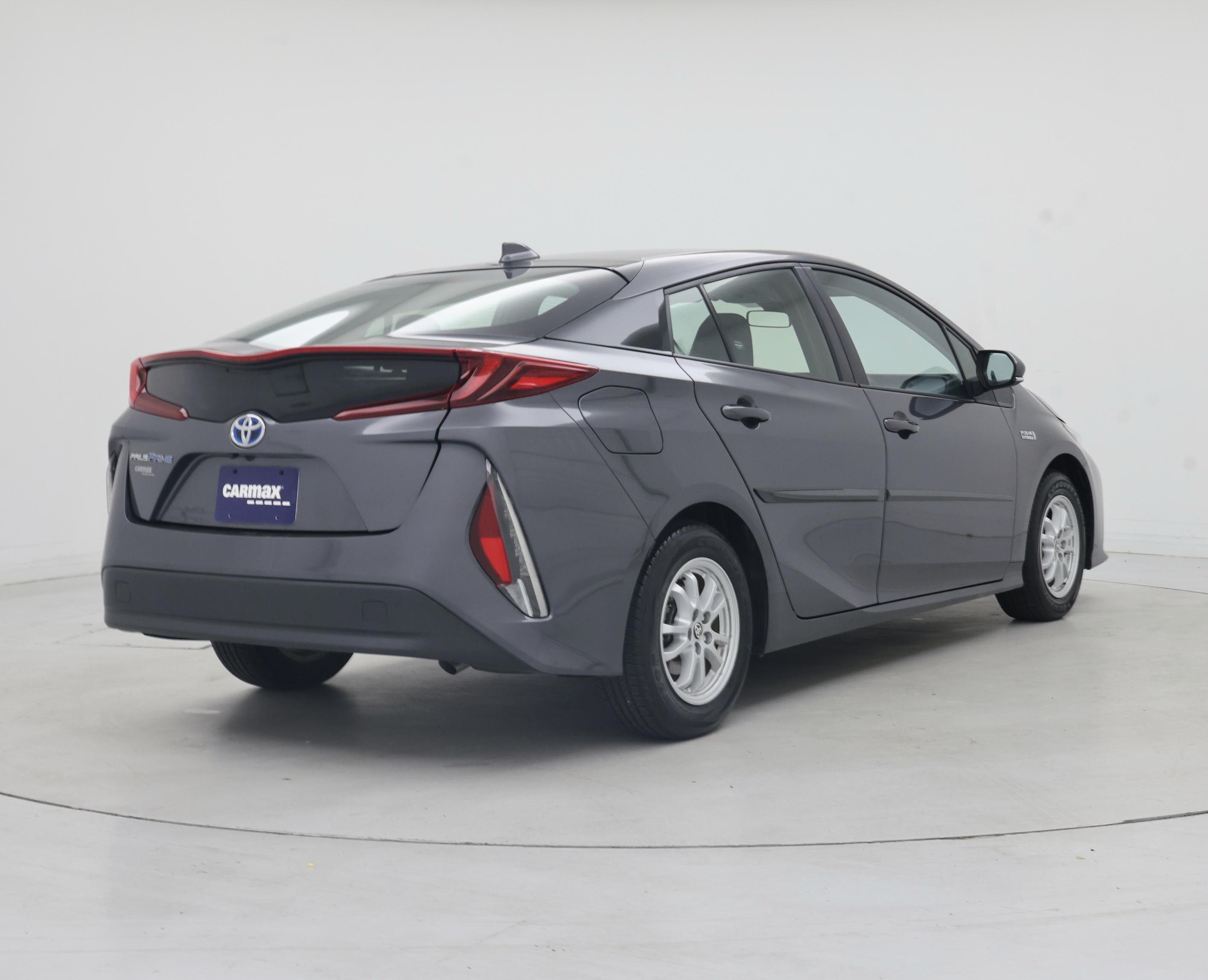 Thumbnail: 2021 Toyota Prius Prime - 8
