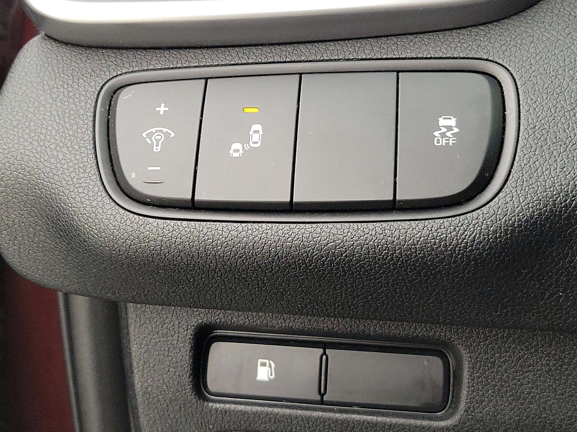 Thumbnail: 2019 Kia Sorento - 13