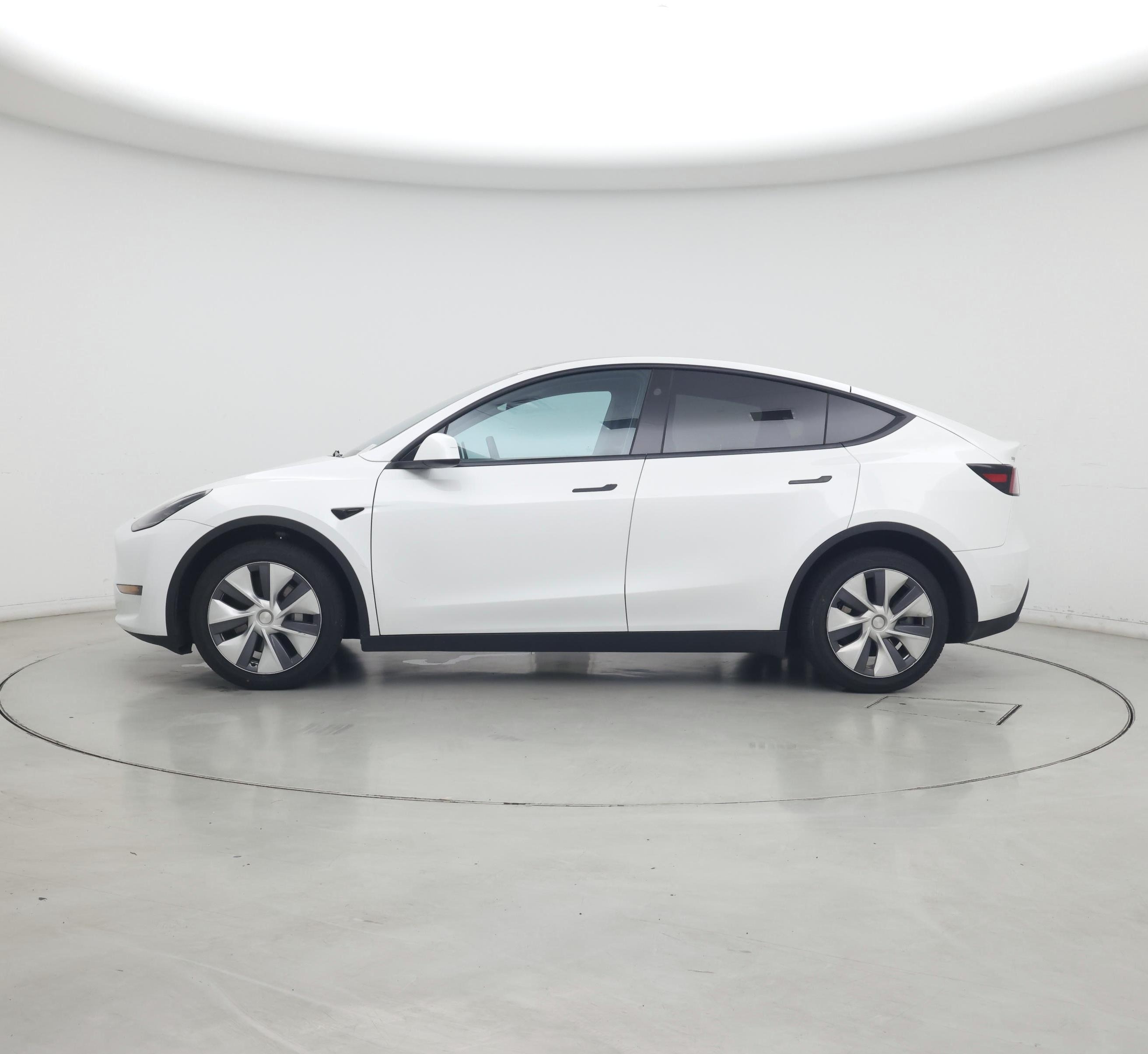 Thumbnail: 2023 Tesla Model Y - 3