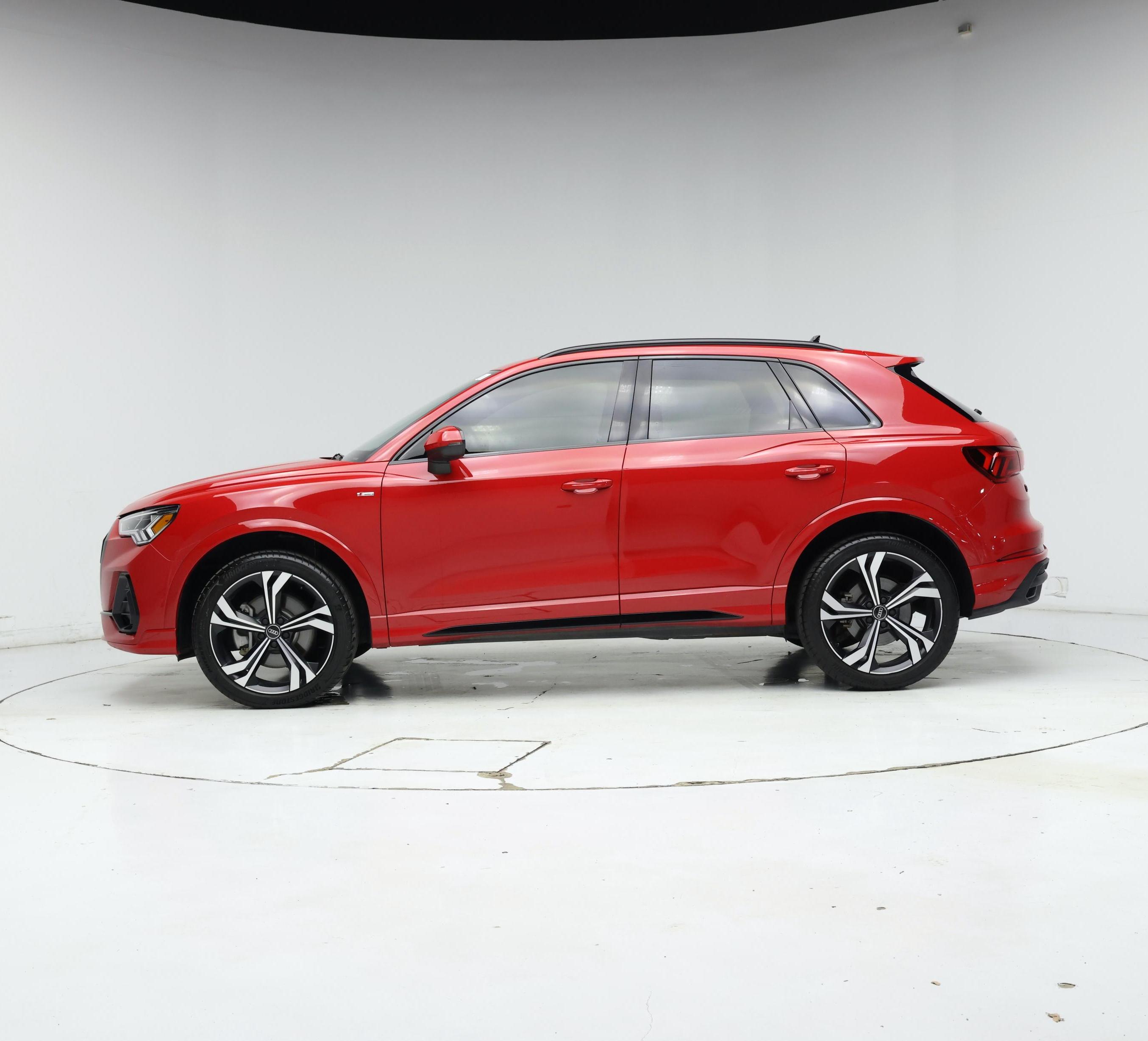 Thumbnail: 2024 Audi Q3 - 3