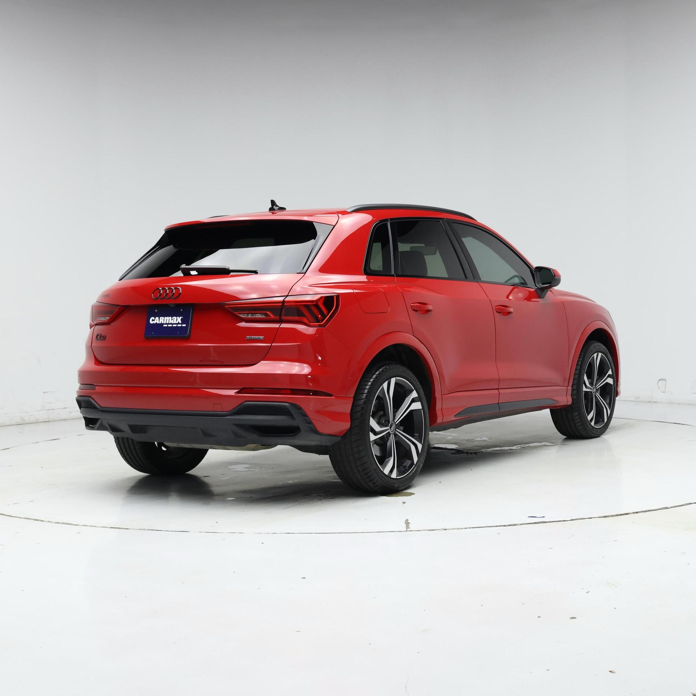 Thumbnail: 2024 Audi Q3 - 8