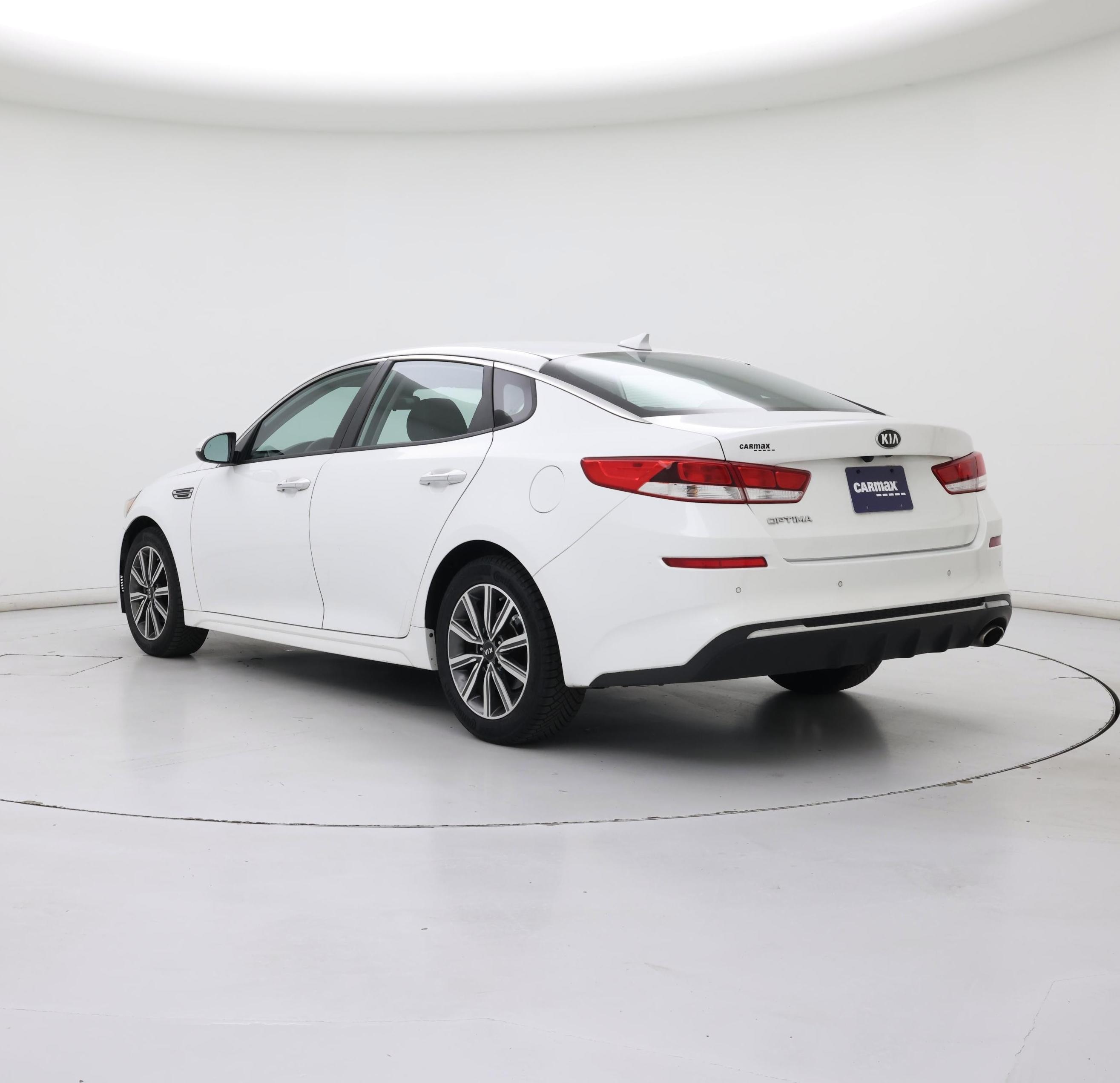 Thumbnail: 2019 Kia Optima - 2
