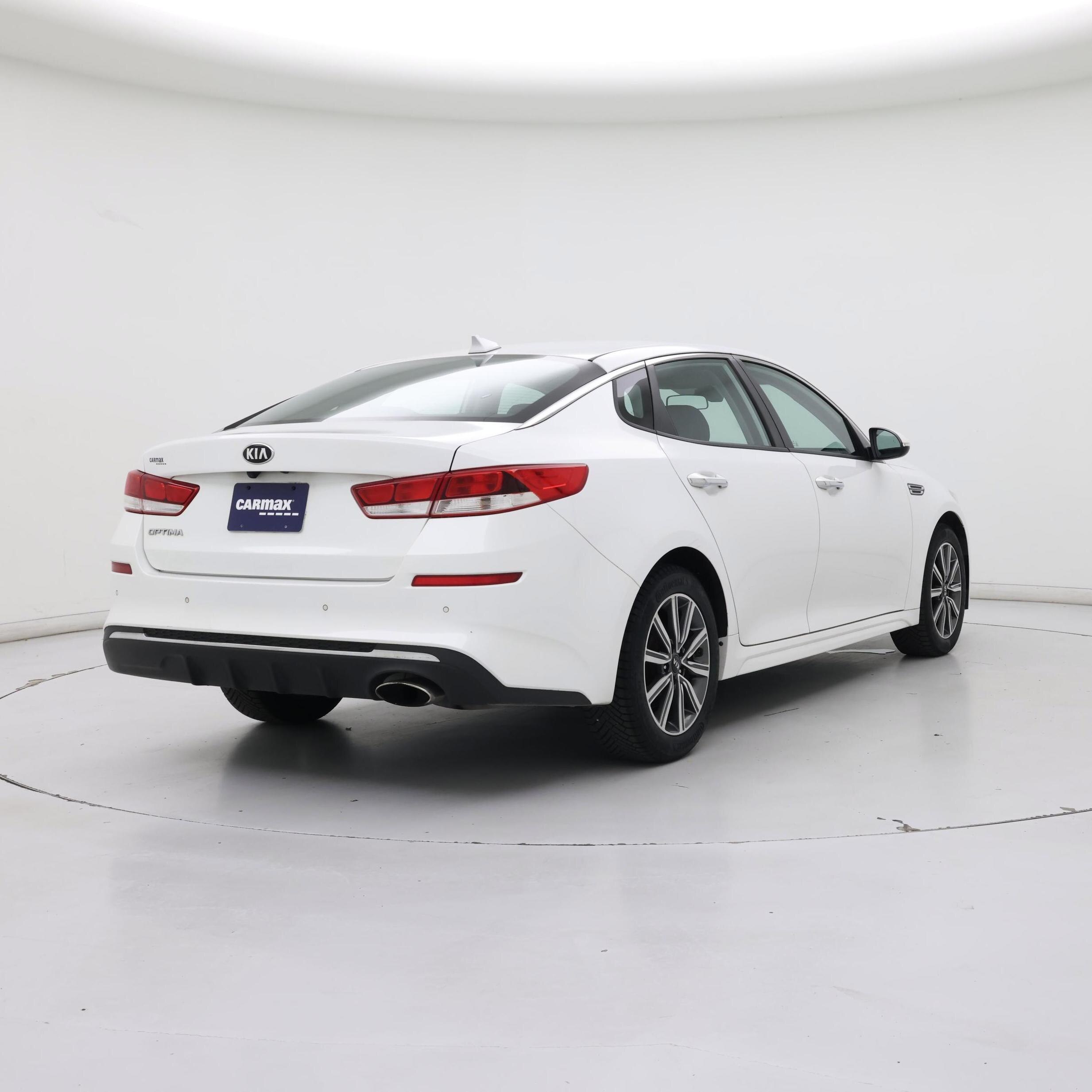 Thumbnail: 2019 Kia Optima - 8