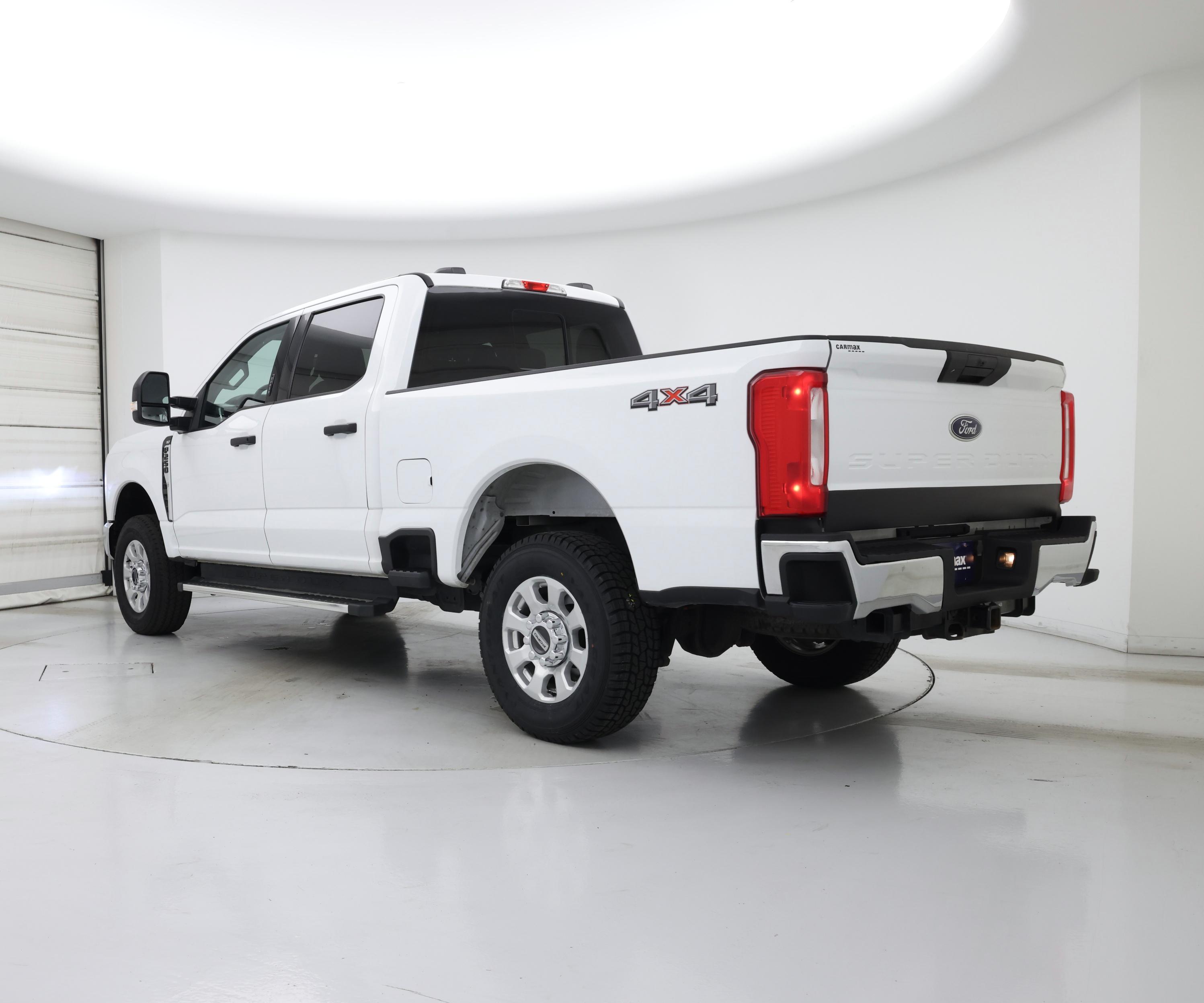 Thumbnail: 2023 Ford F-250 - 2