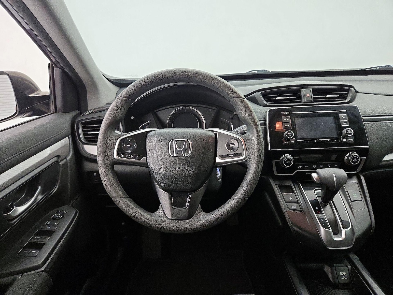 2018 Honda CR-V LX - Photo 11