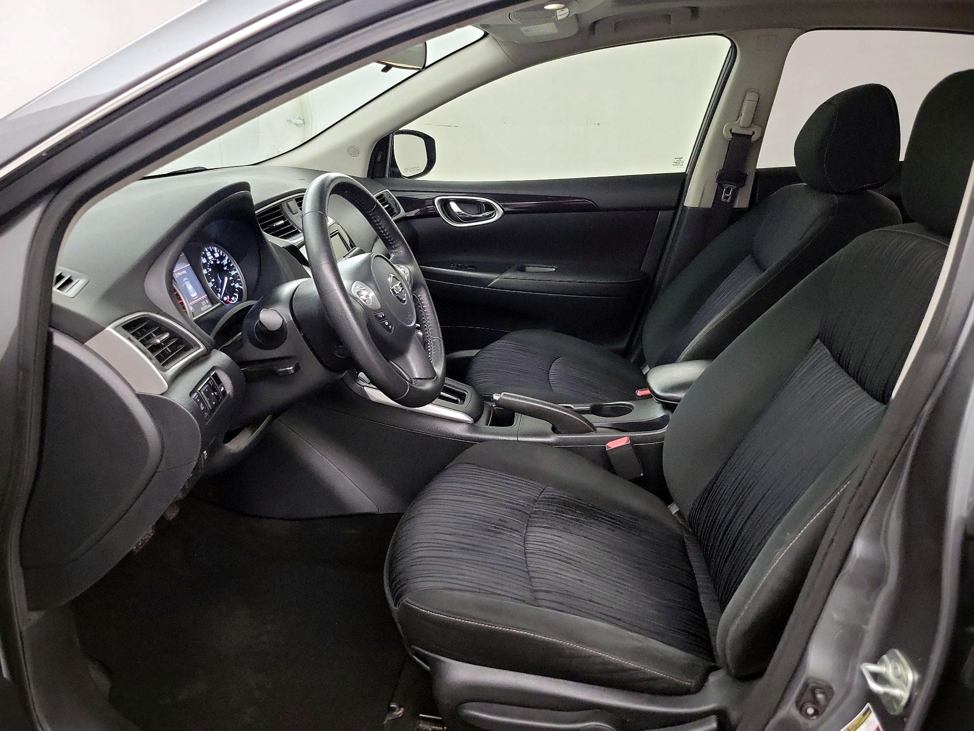 Thumbnail: 2019 Nissan Sentra - 11