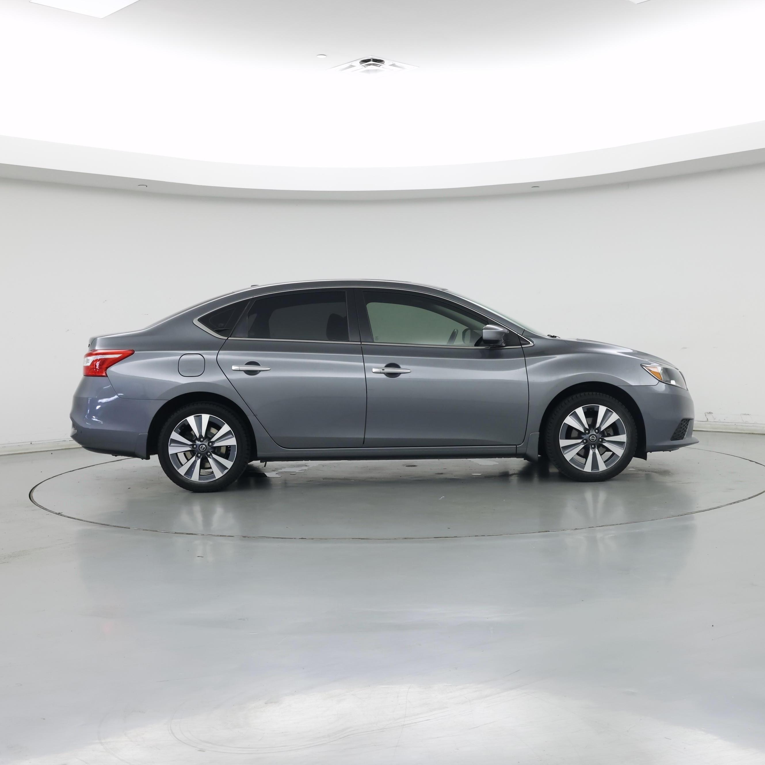 Thumbnail: 2019 Nissan Sentra - 7