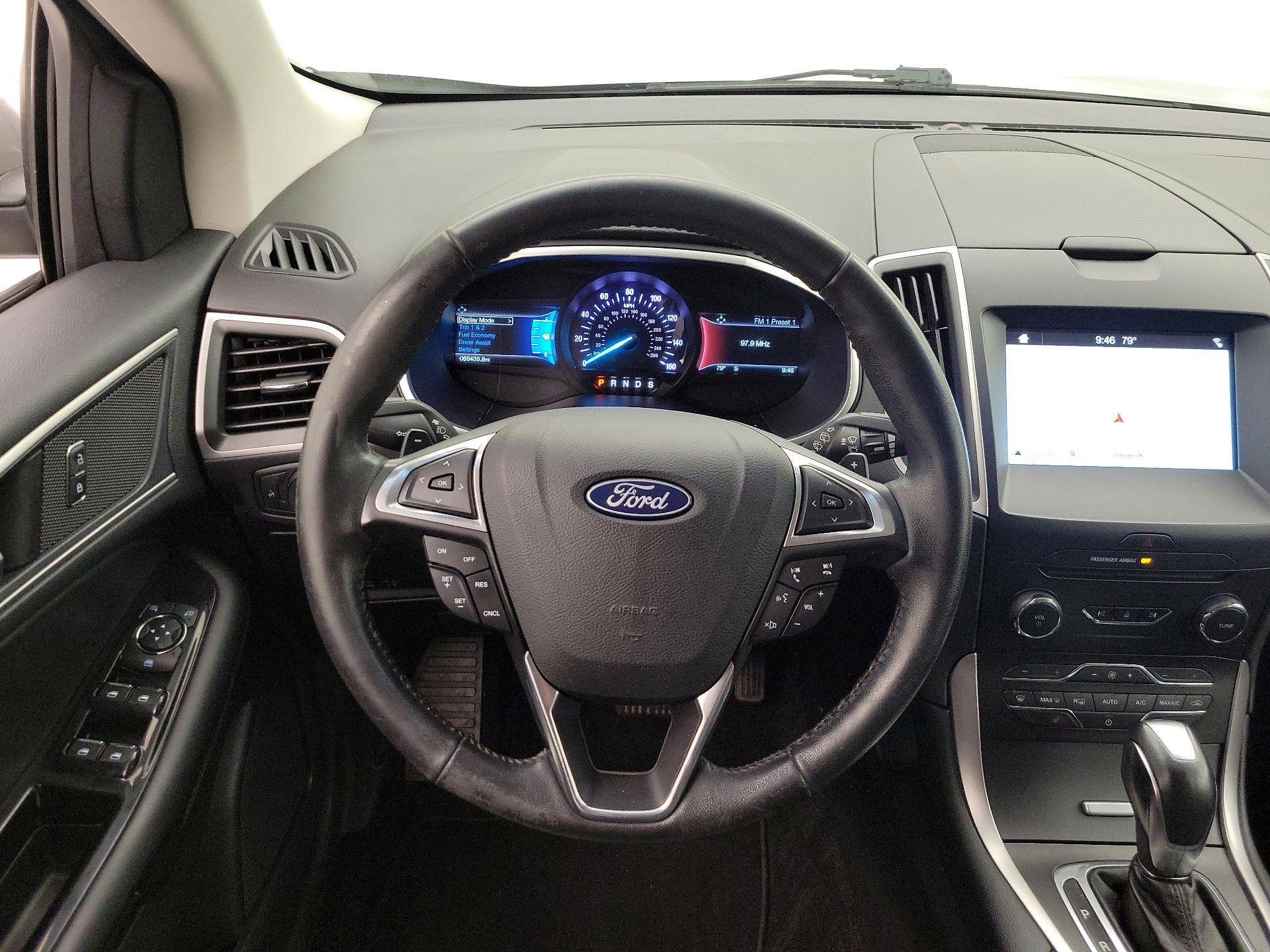 Thumbnail: 2018 Ford Edge - 10
