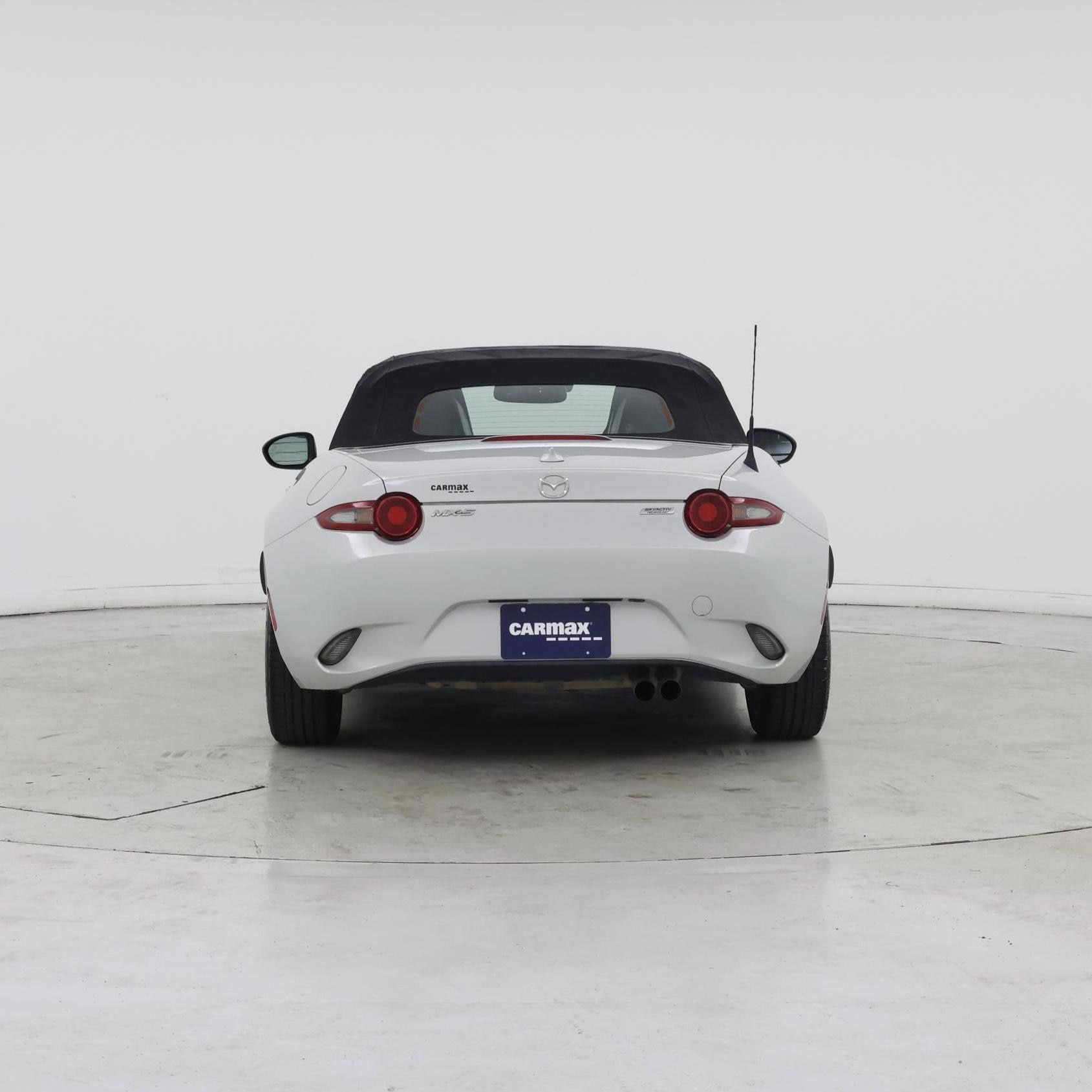 Thumbnail: 2016 Mazda MX-5 Miata - 6