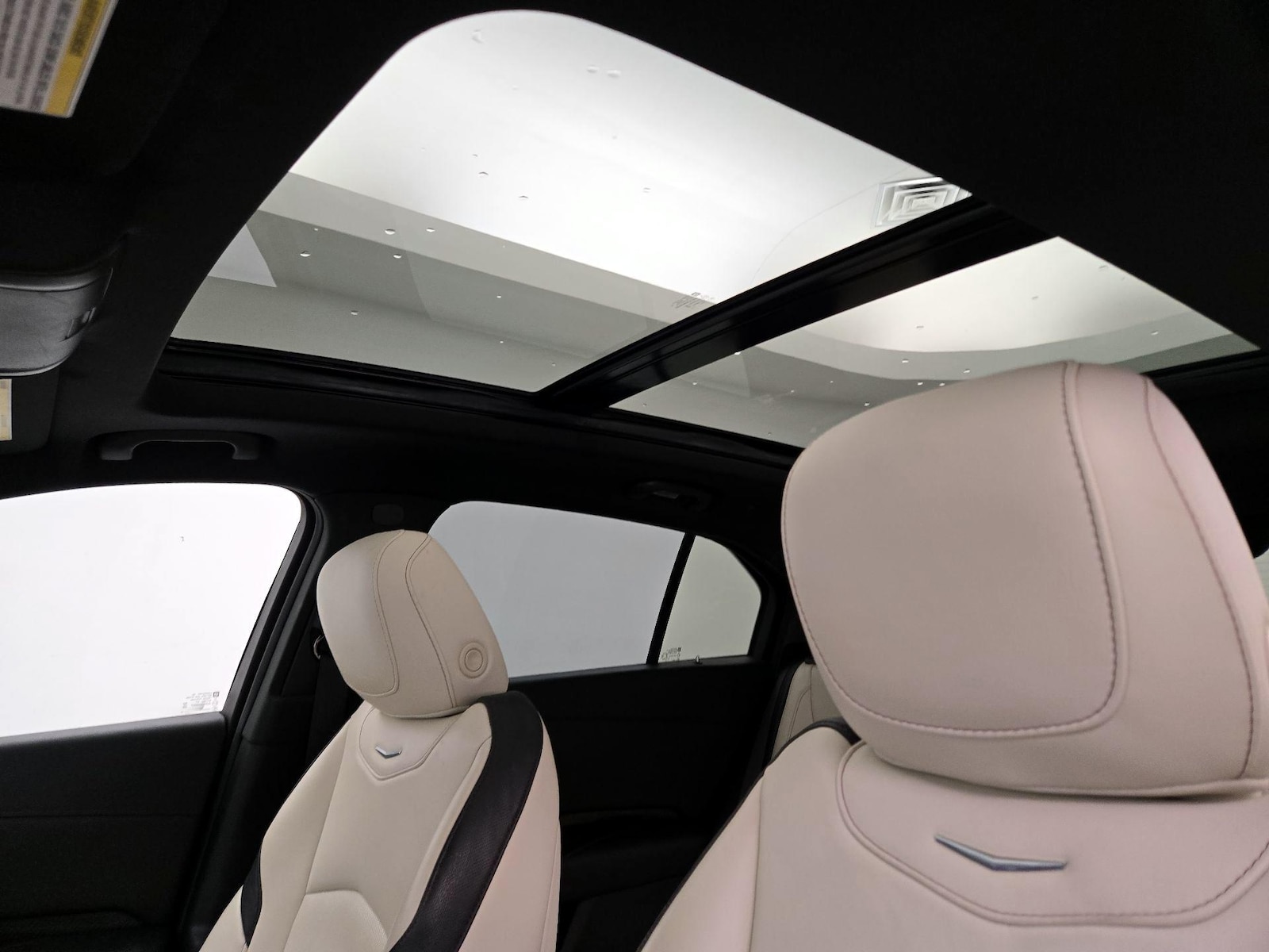 2020 Cadillac XT4 Sport - Photo 21