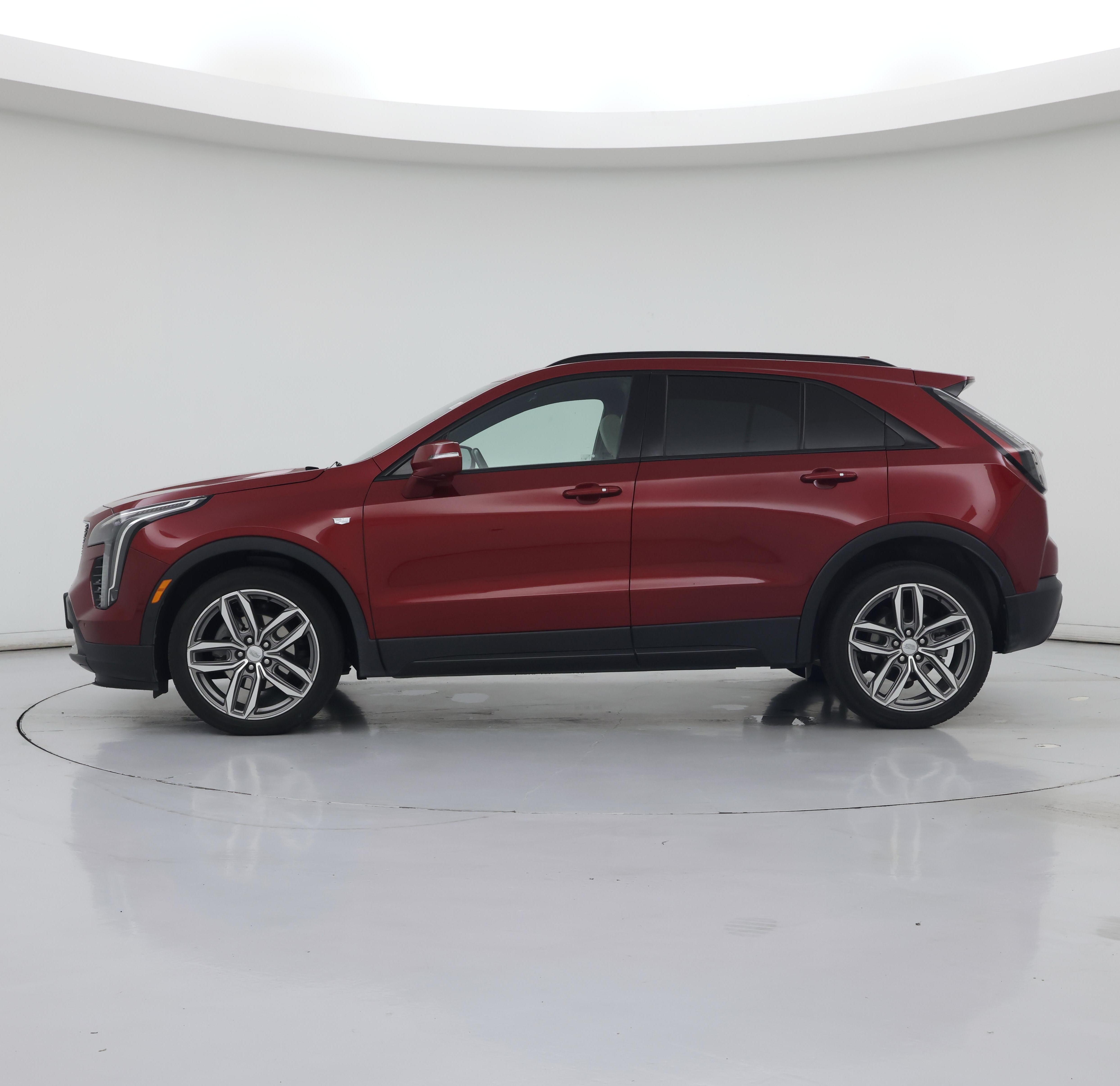 Thumbnail: 2020 Cadillac XT4 - 3