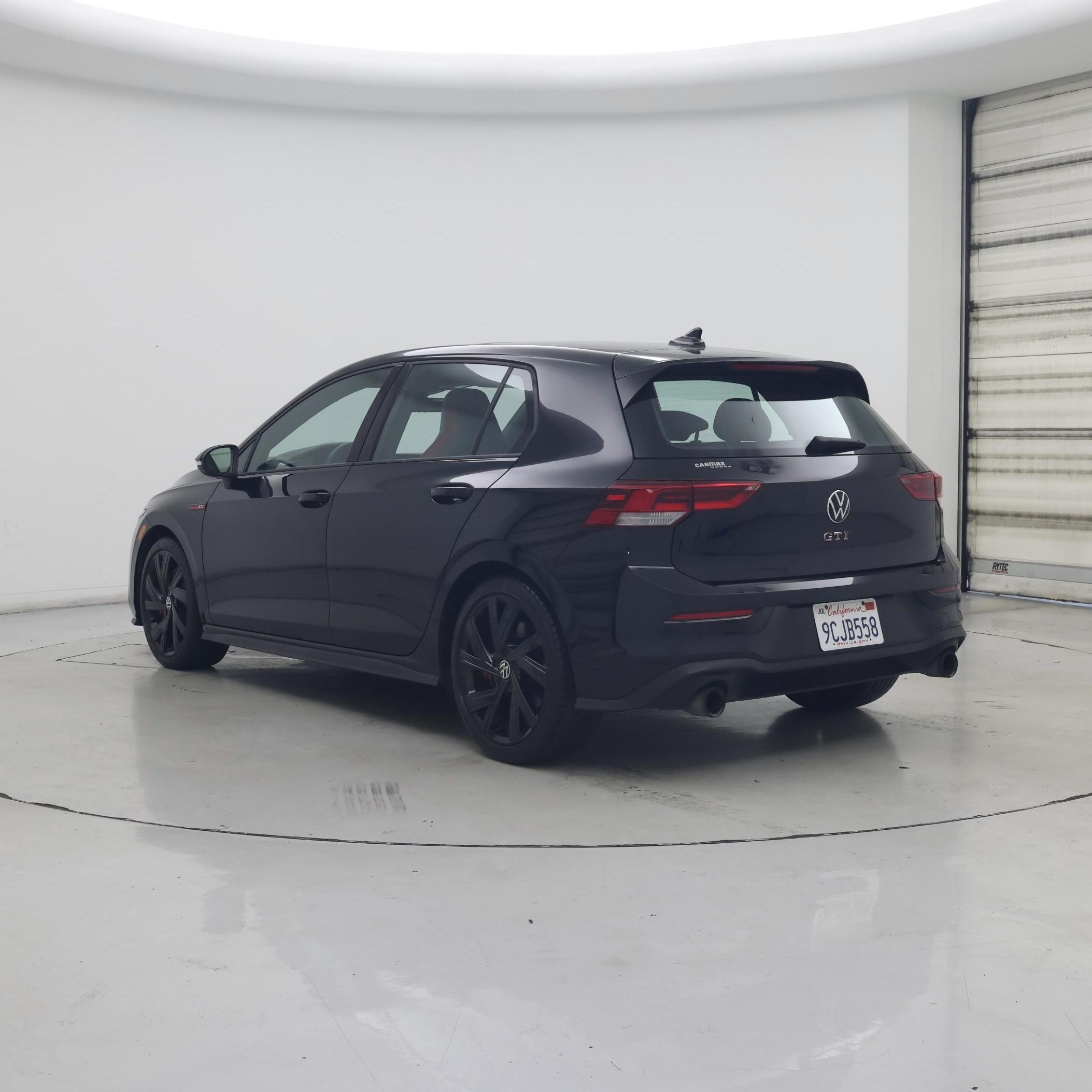 Thumbnail: 2022 Volkswagen Golf - 2