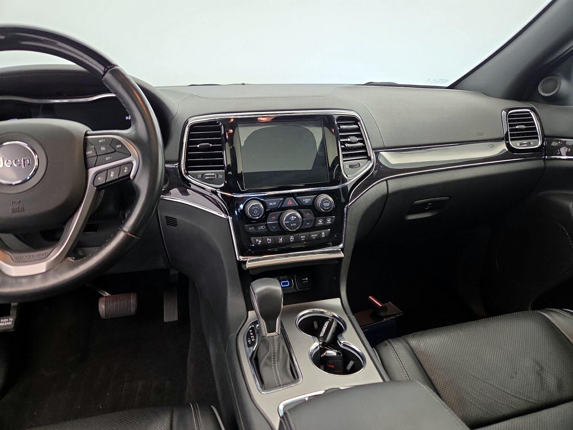 Thumbnail: 2020 Jeep Grand Cherokee - 9