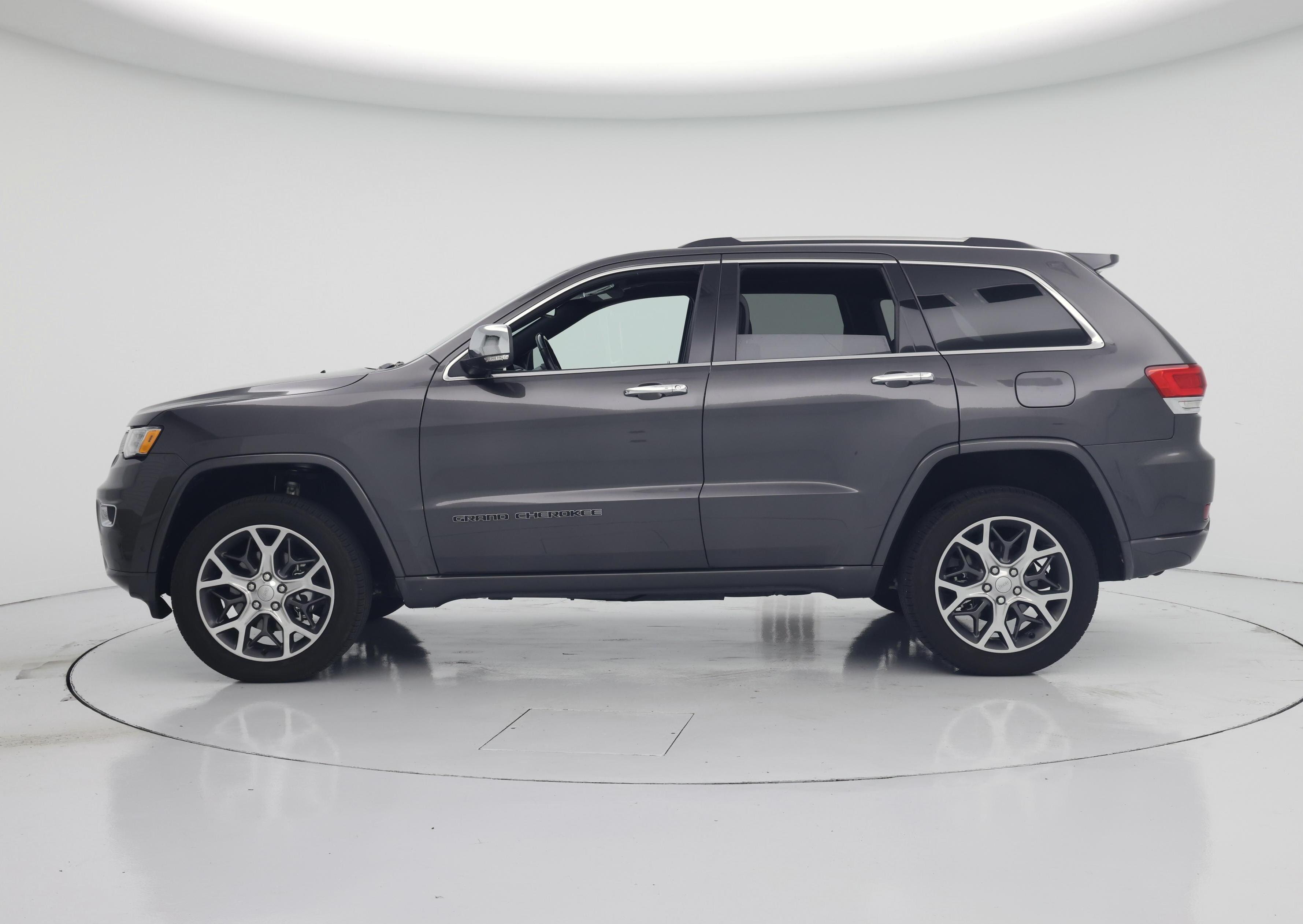 Thumbnail: 2020 Jeep Grand Cherokee - 3