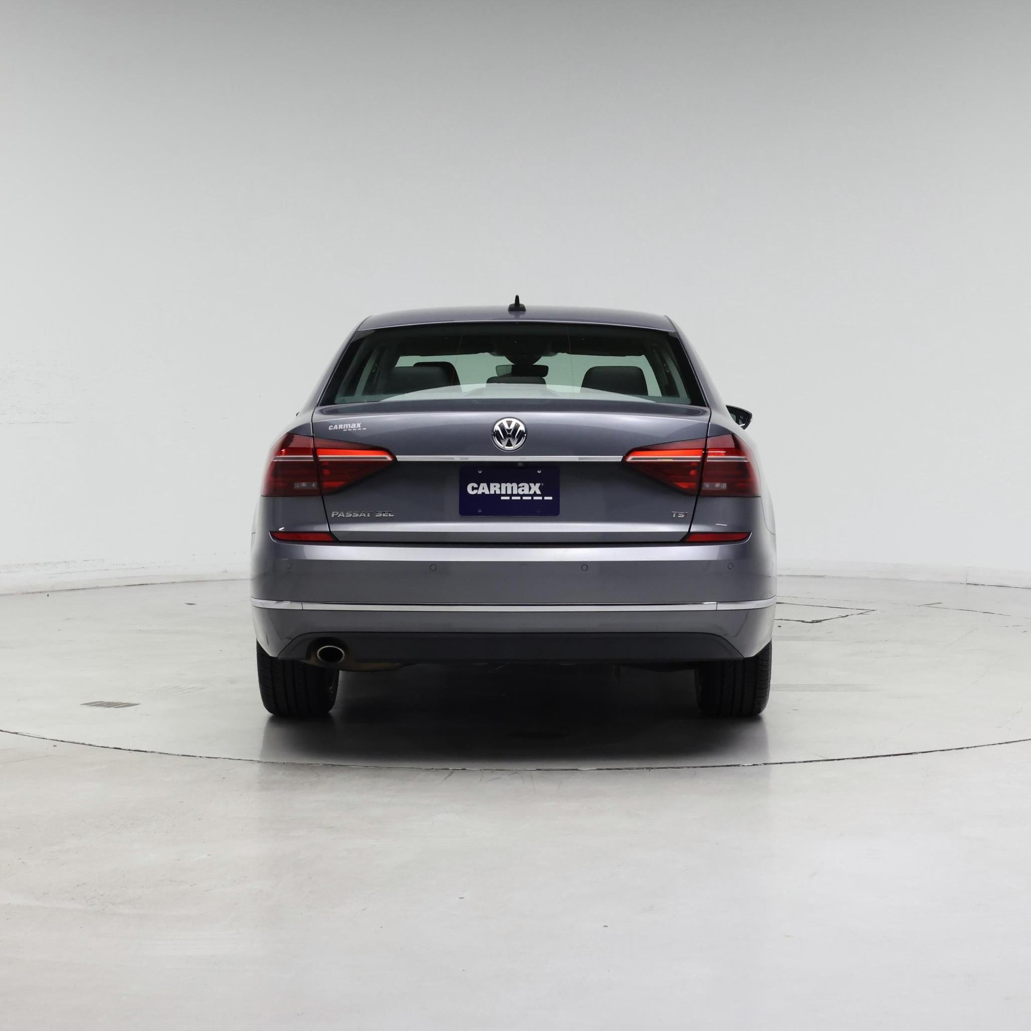 Thumbnail: 2018 Volkswagen Passat - 6