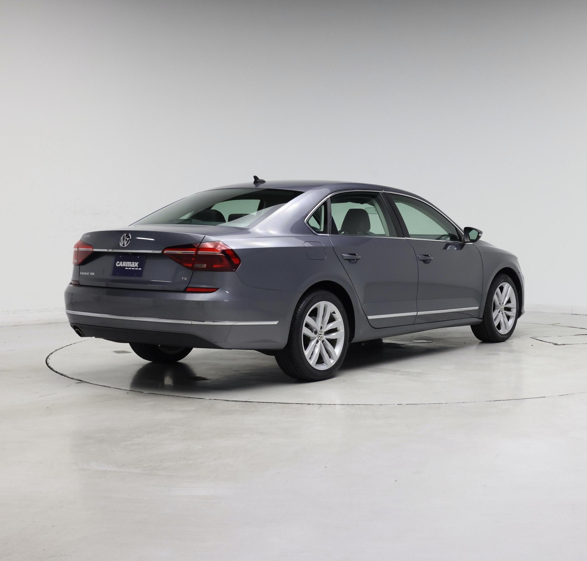 Thumbnail: 2018 Volkswagen Passat - 8