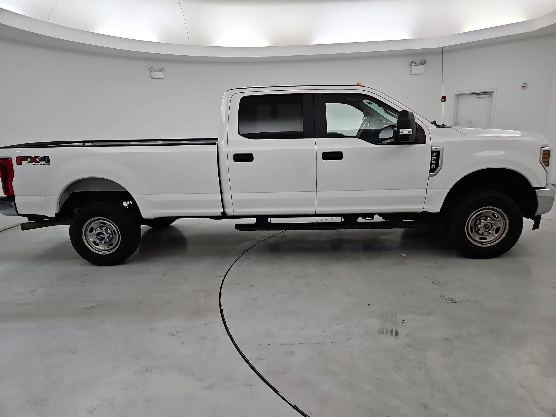 Thumbnail: 2019 Ford F-250 - 4