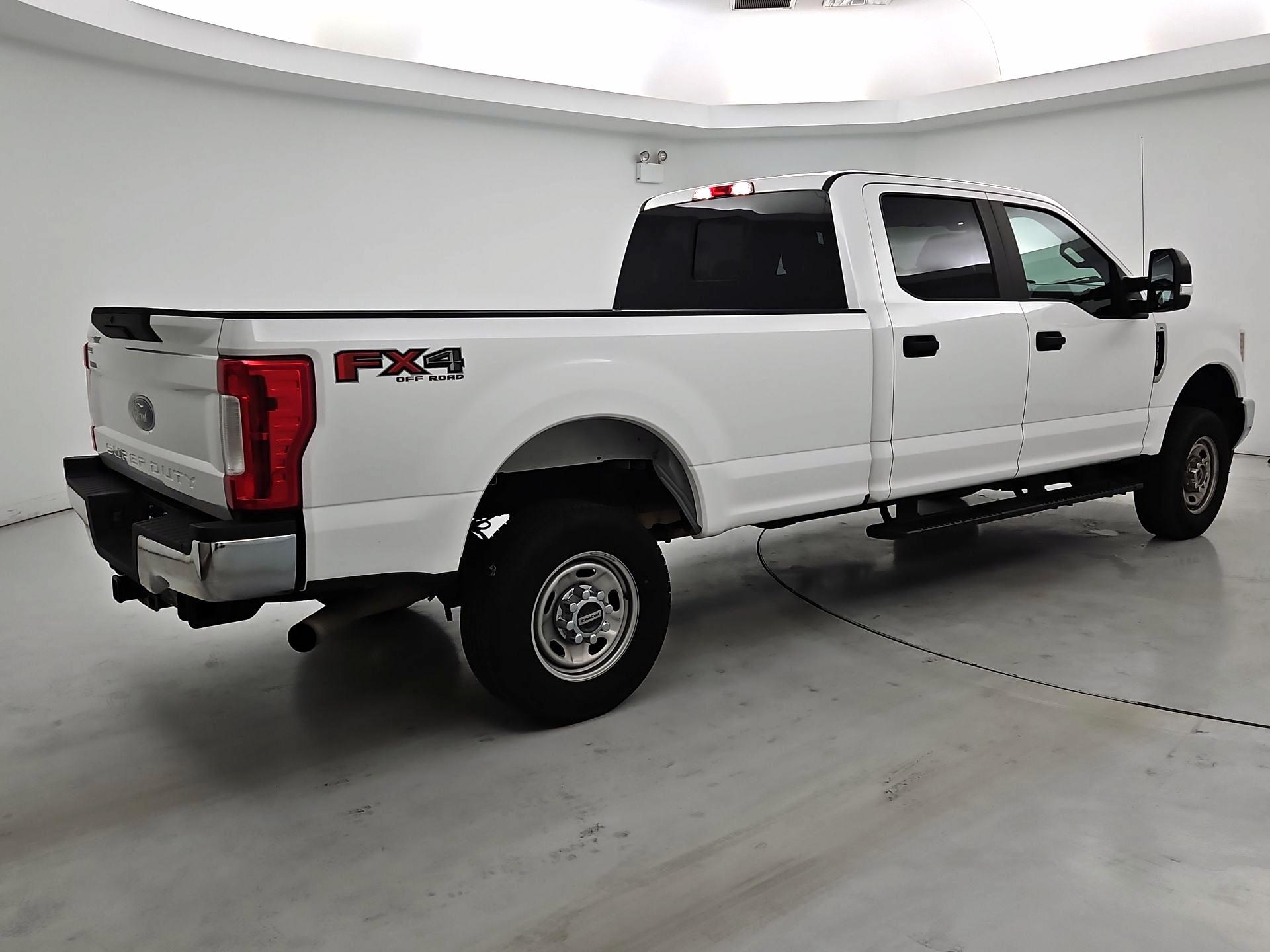 Thumbnail: 2019 Ford F-250 - 5