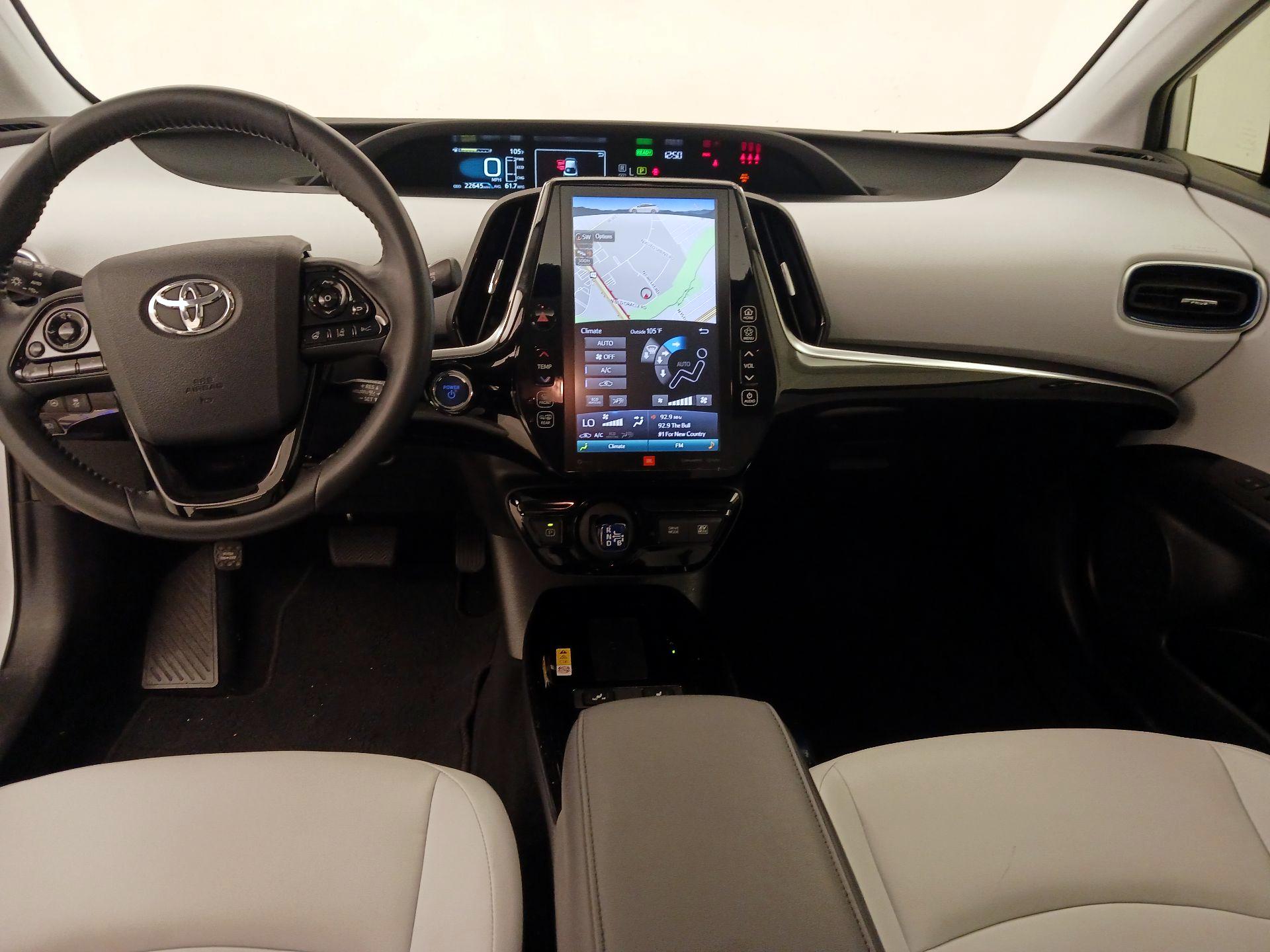 Thumbnail: 2021 Toyota Prius - 9
