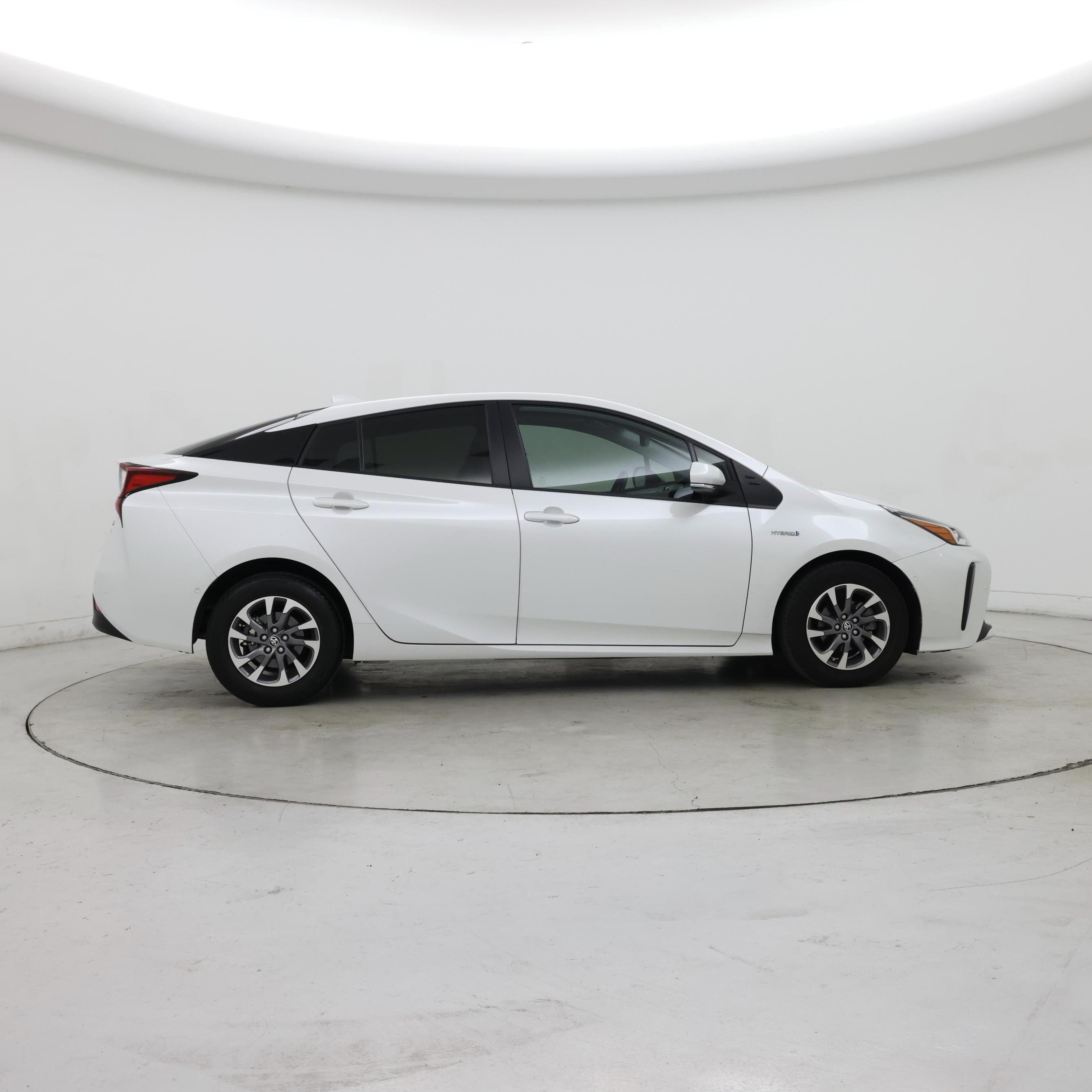 Thumbnail: 2021 Toyota Prius - 7