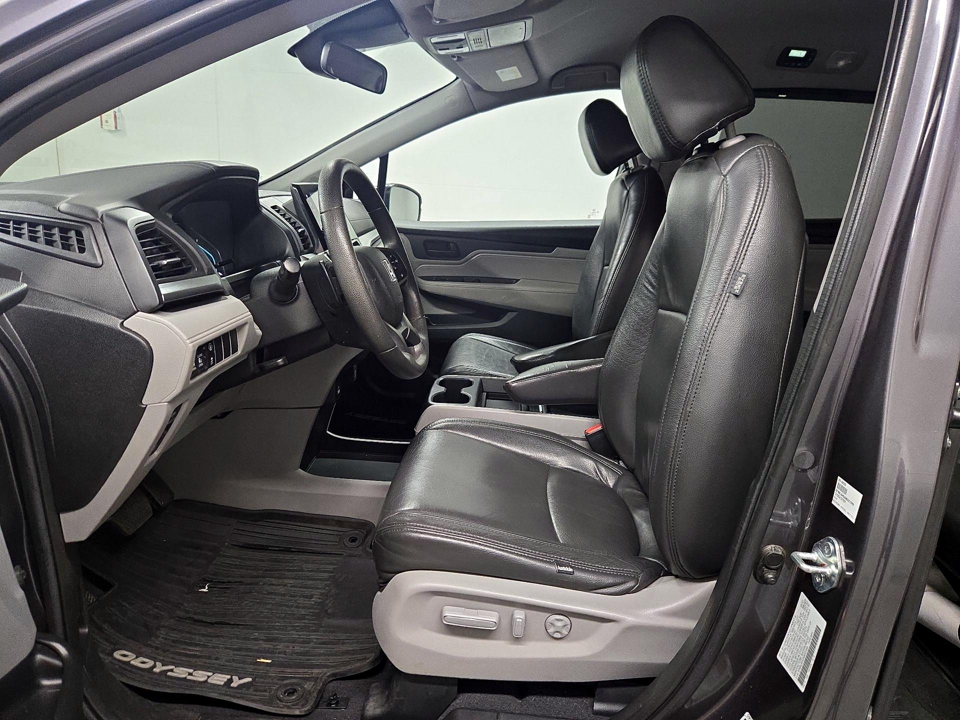 Thumbnail: 2022 Honda Odyssey - 11