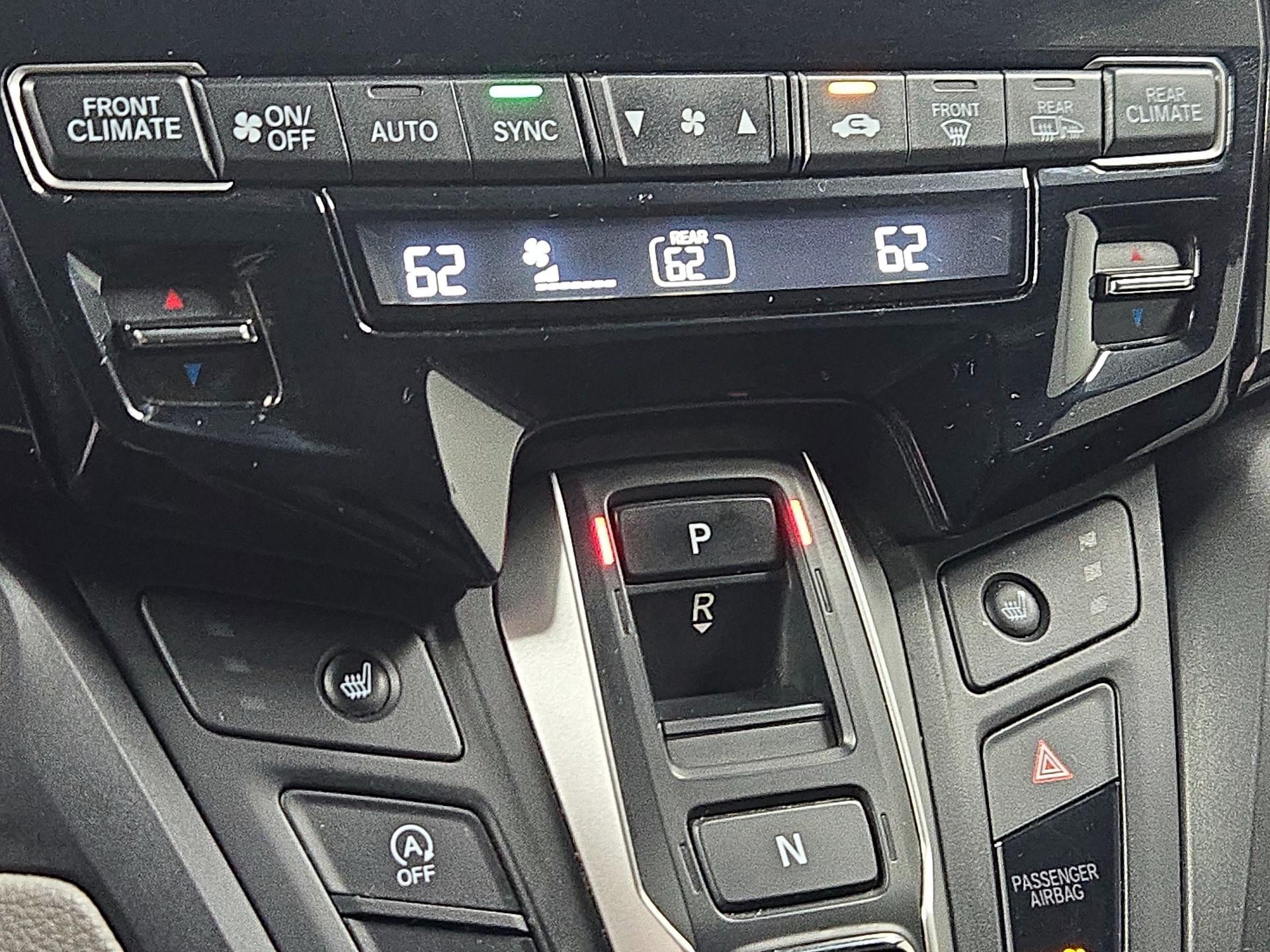 Thumbnail: 2022 Honda Odyssey - 16