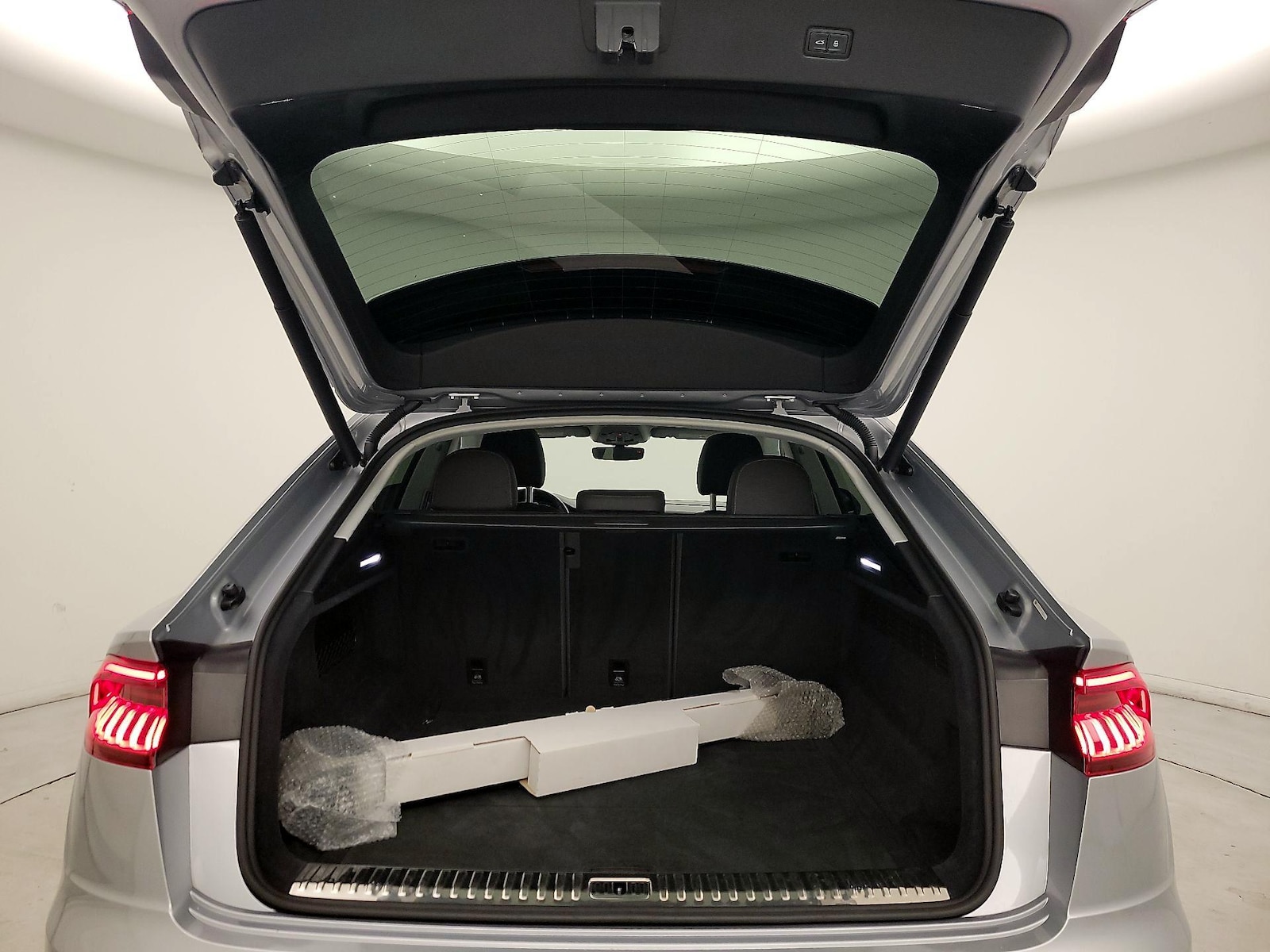 2019 Audi Q8 Premium Plus - Photo 22