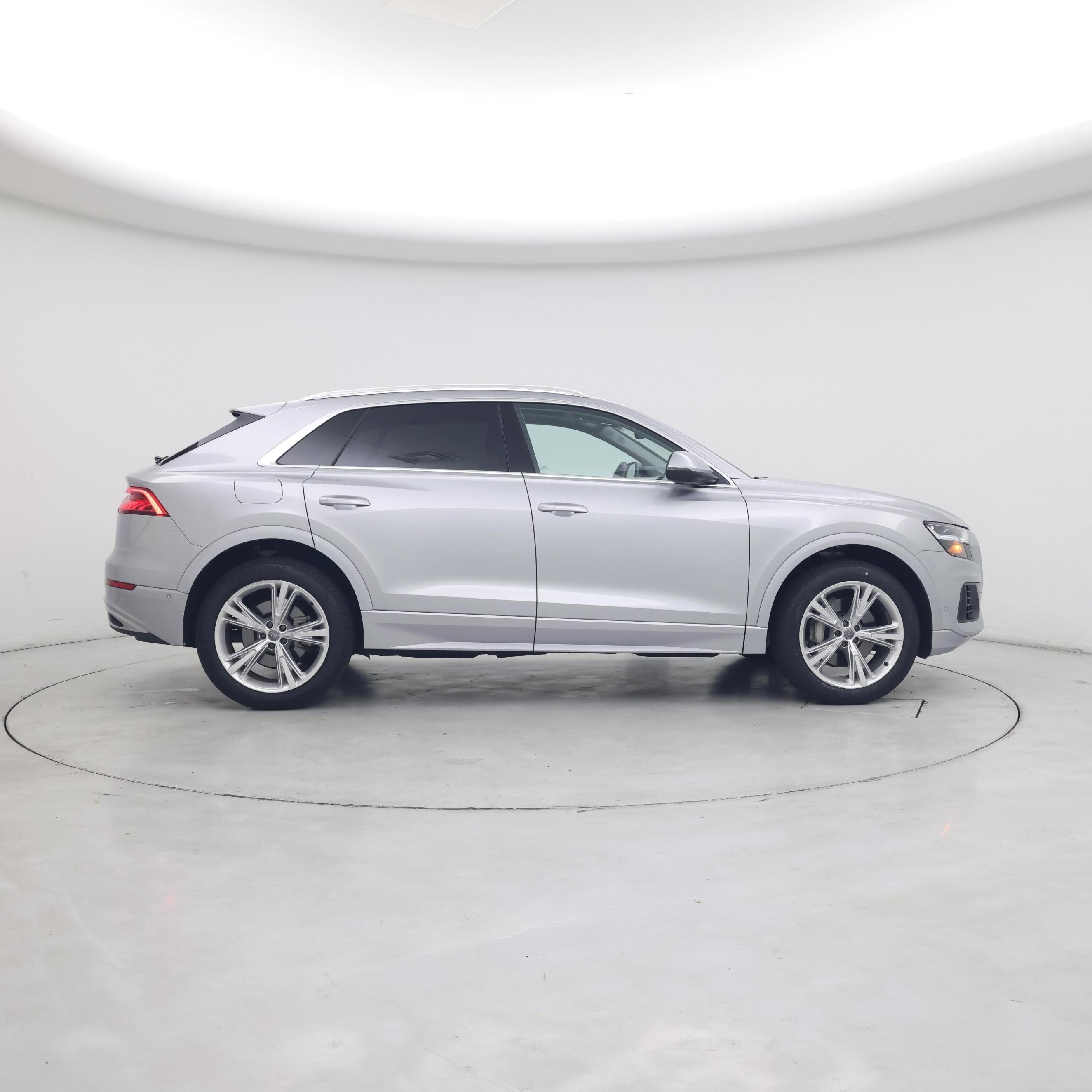 Thumbnail: 2019 Audi Q8 - 7