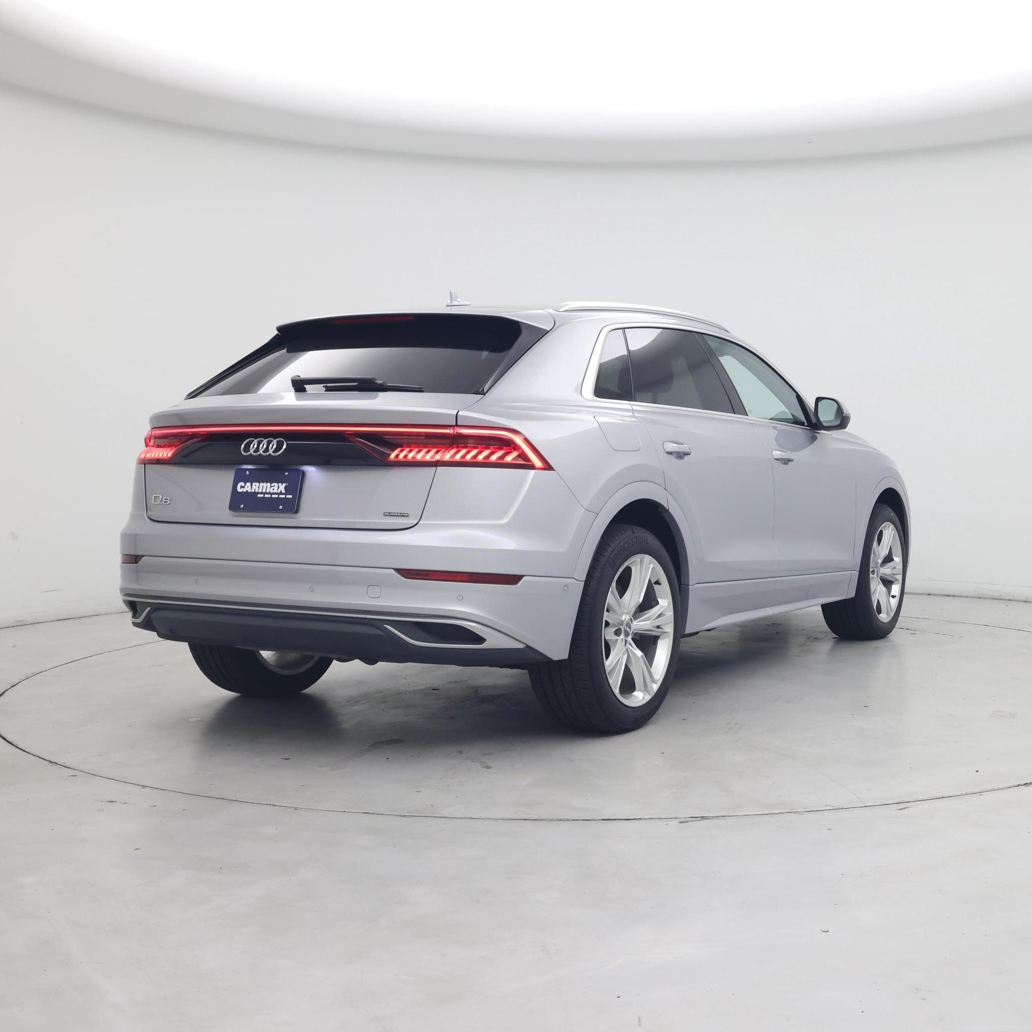 Thumbnail: 2019 Audi Q8 - 8
