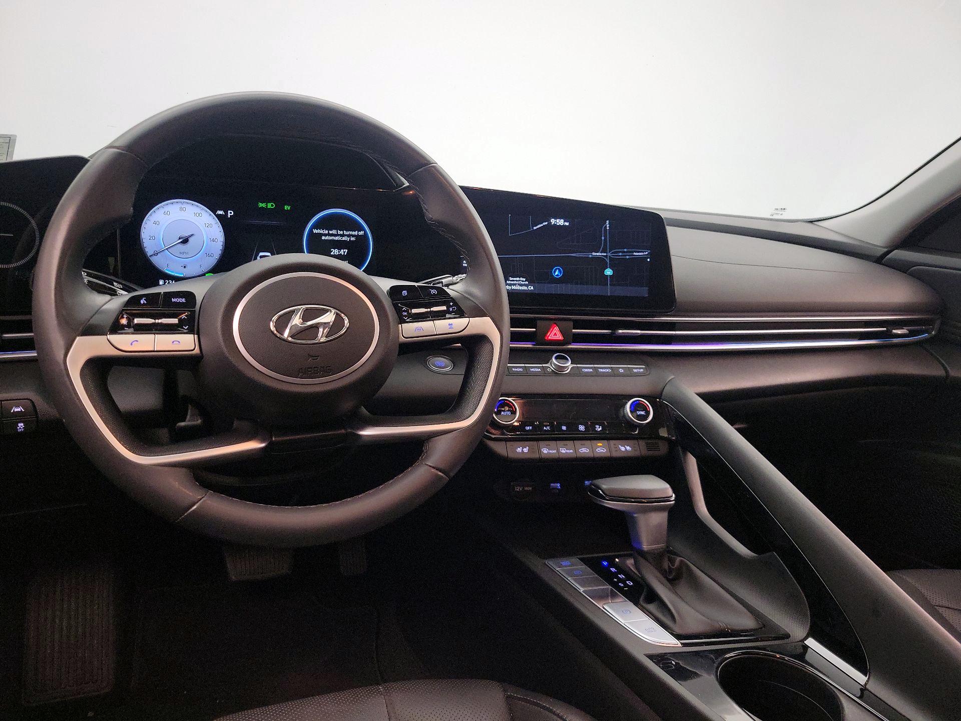 Thumbnail: 2023 Hyundai Elantra - 9