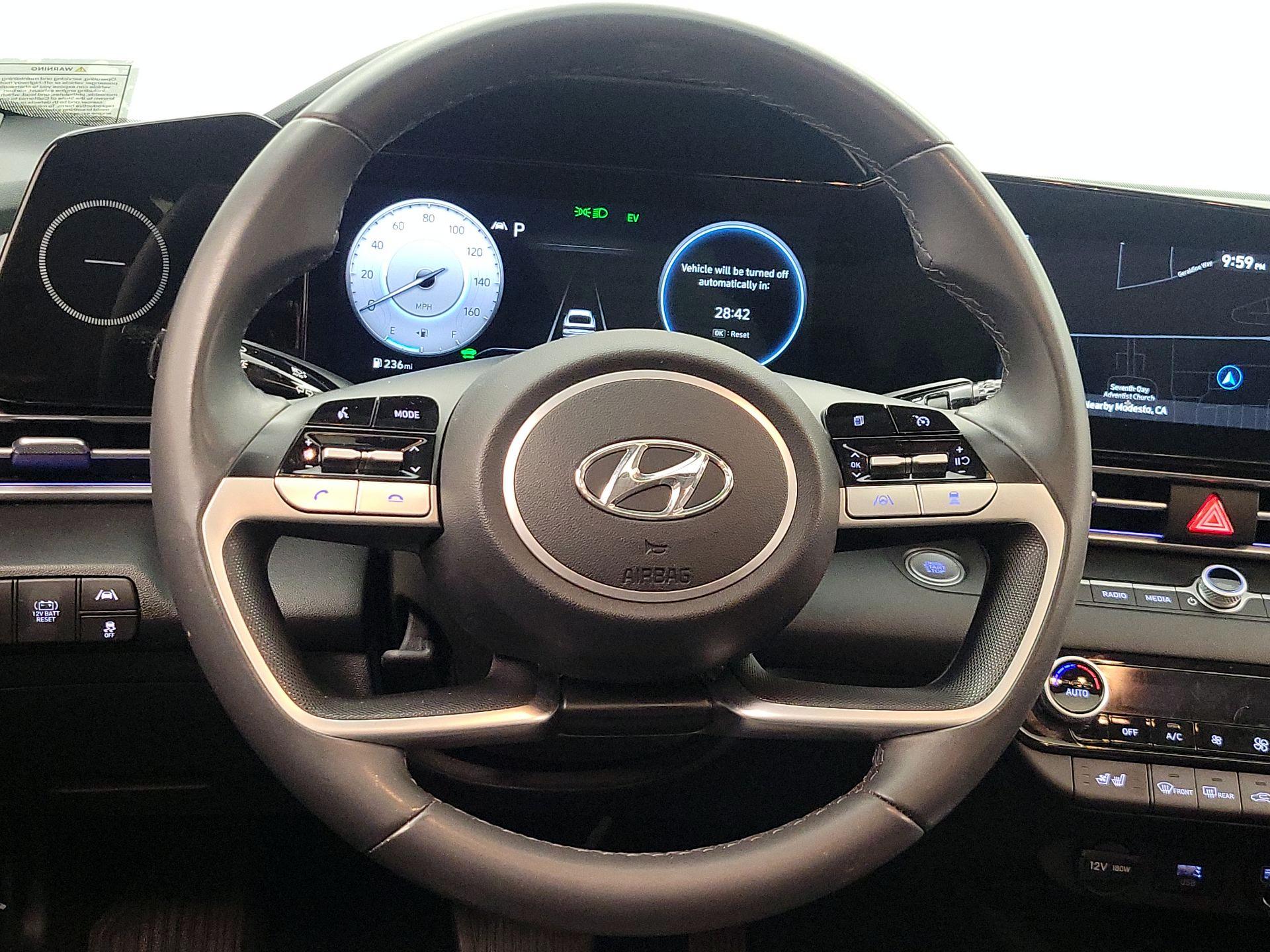 Thumbnail: 2023 Hyundai Elantra - 10