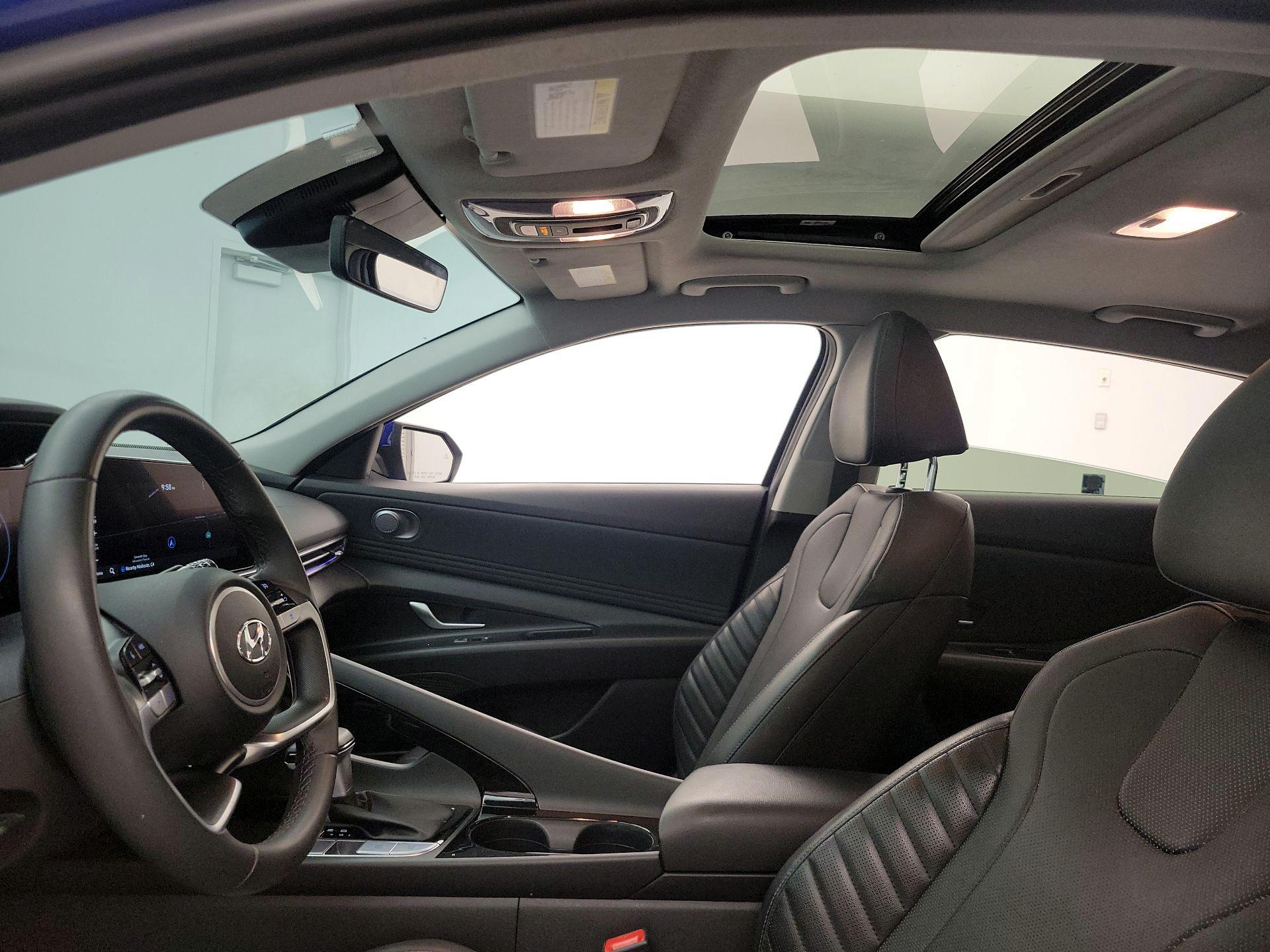 Thumbnail: 2023 Hyundai Elantra - 20