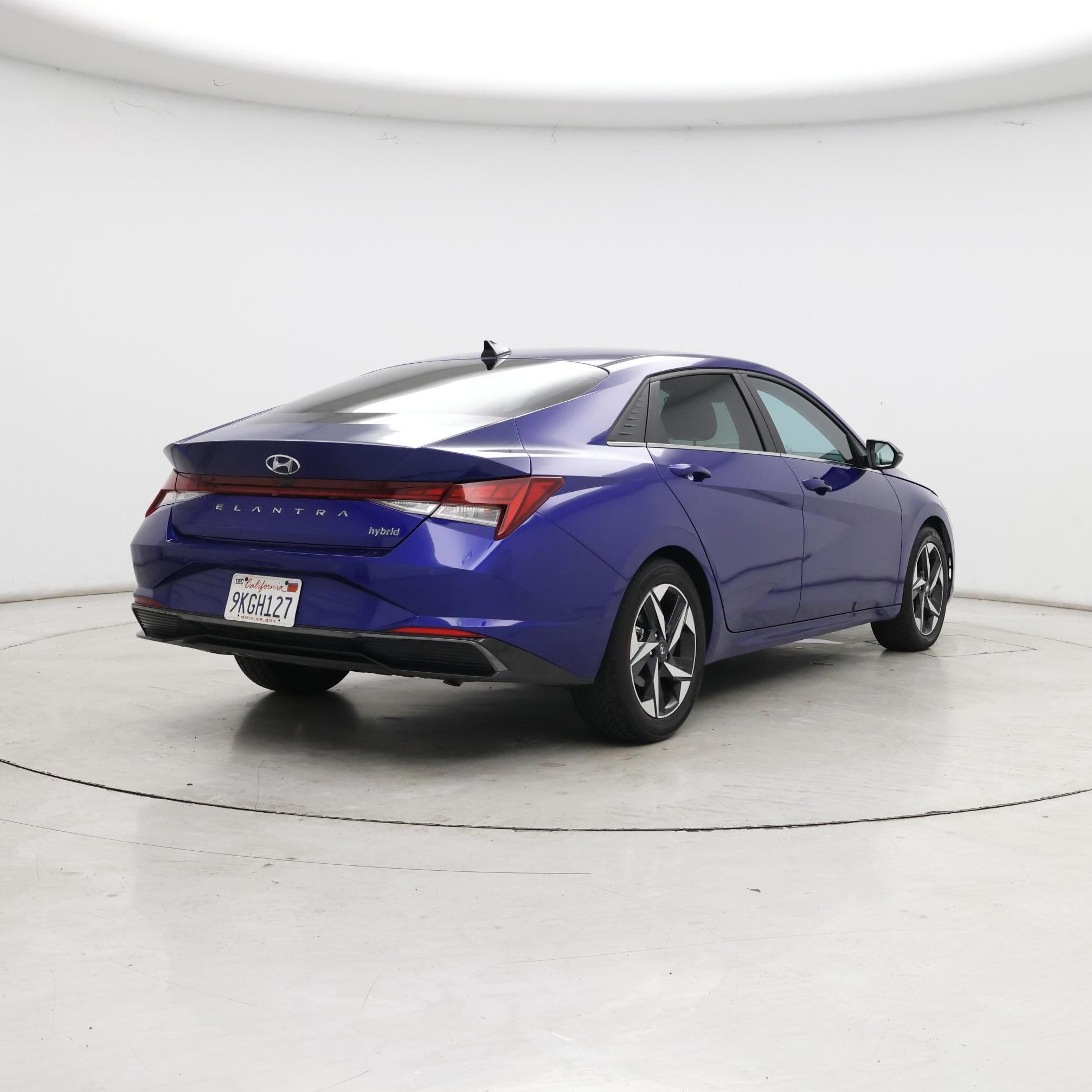 Thumbnail: 2023 Hyundai Elantra - 8