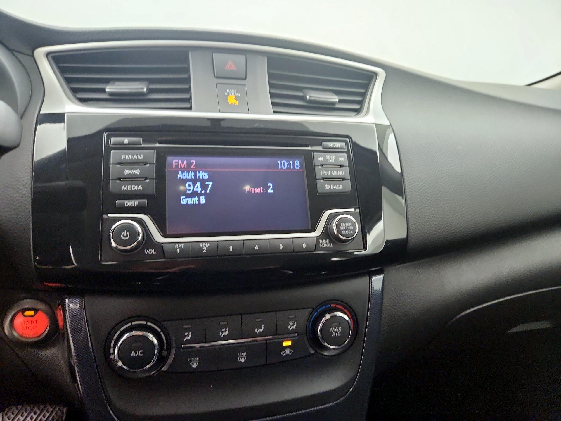 Thumbnail: 2017 Nissan Sentra - 15