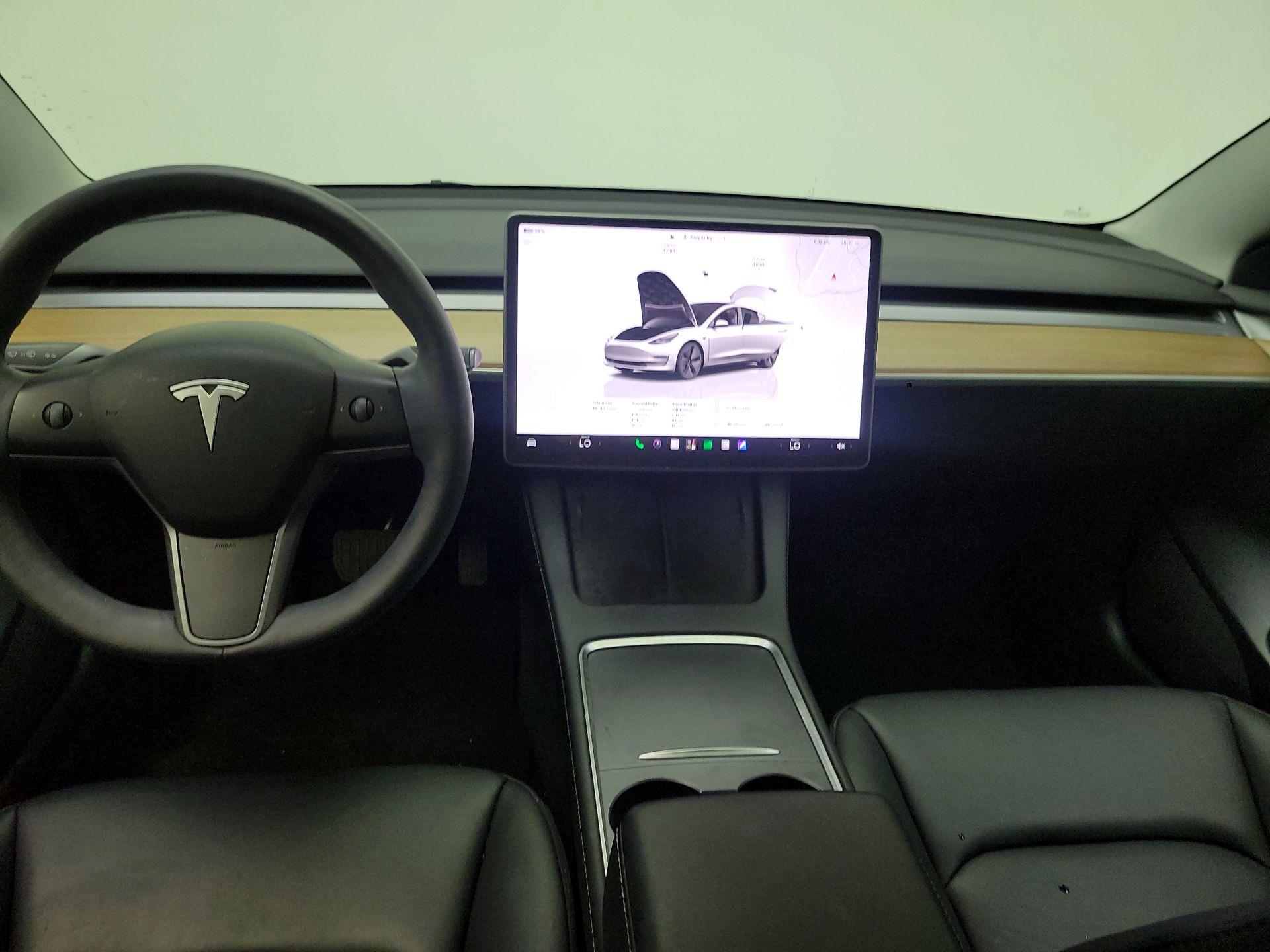 Thumbnail: 2023 Tesla Model 3 - 9