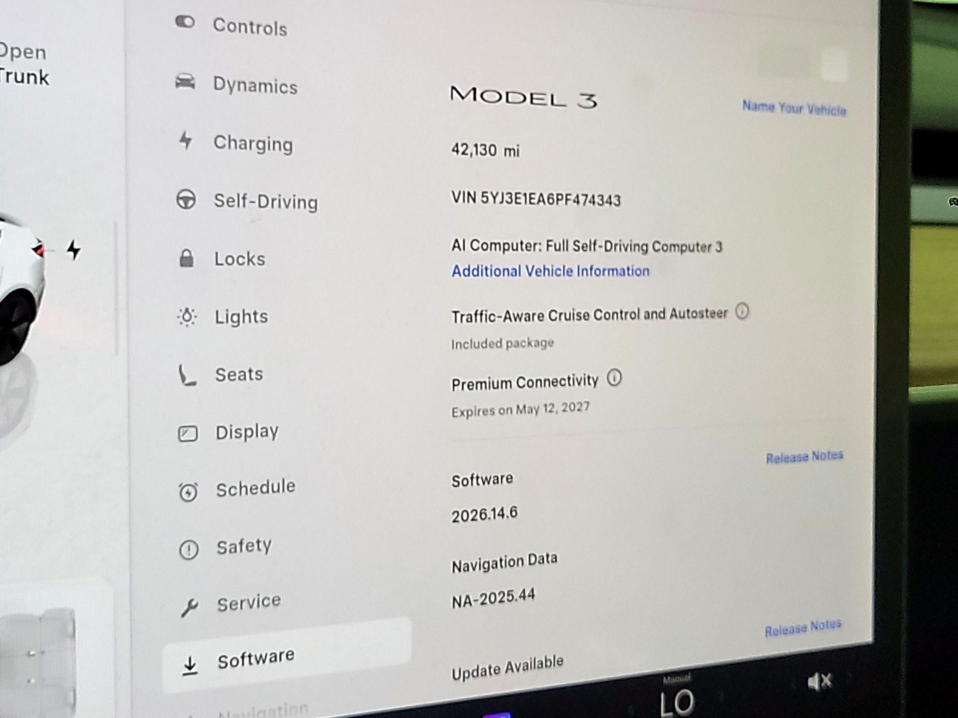 Thumbnail: 2023 Tesla Model 3 - 13