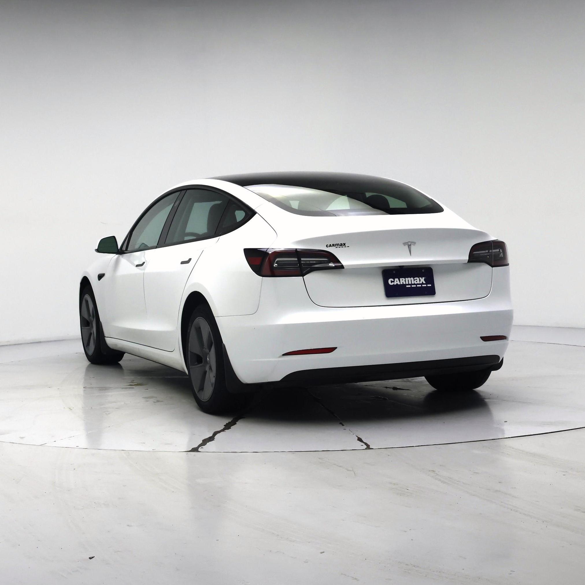 Thumbnail: 2023 Tesla Model 3 - 2
