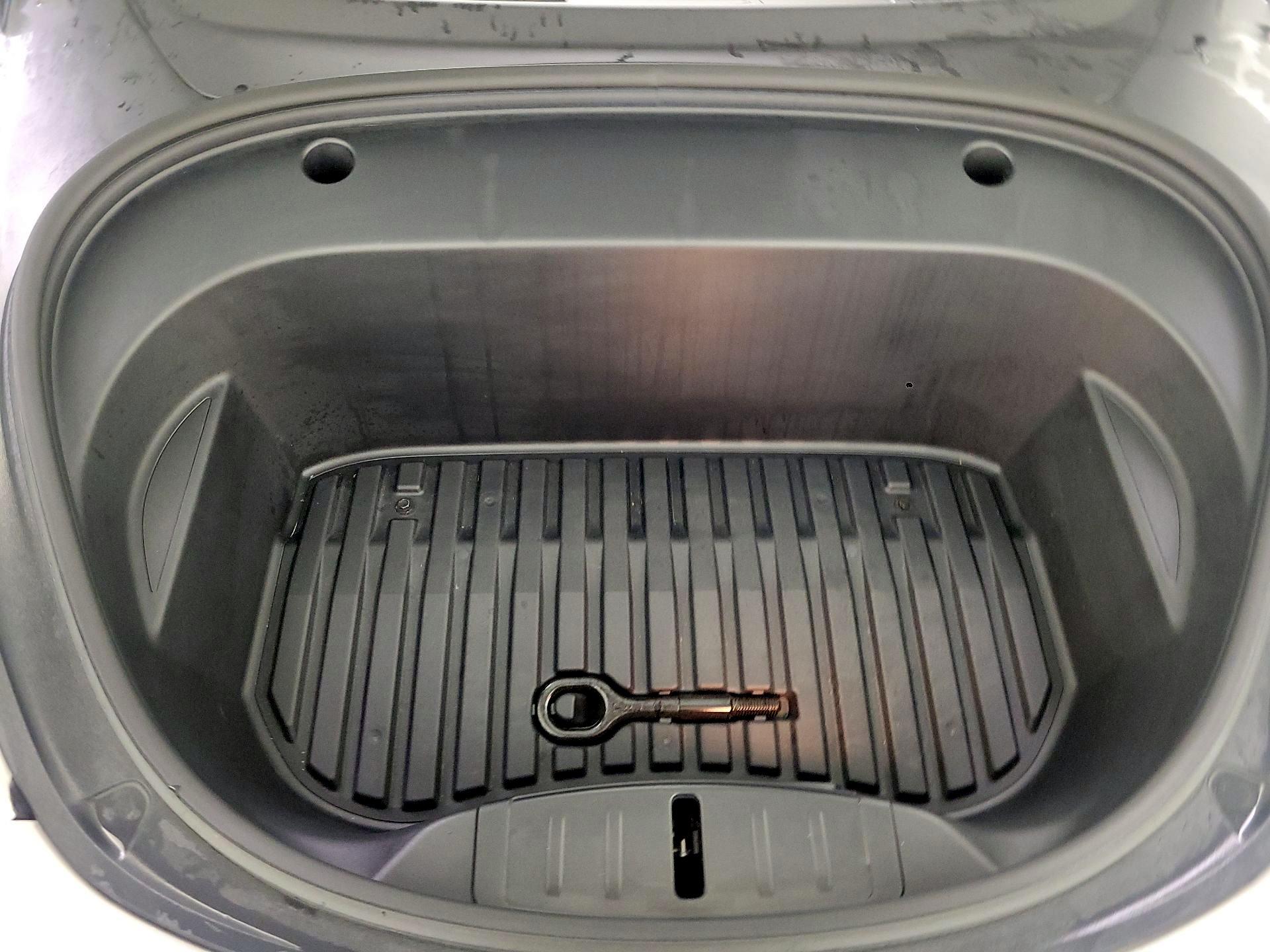 Thumbnail: 2023 Tesla Model 3 - 20