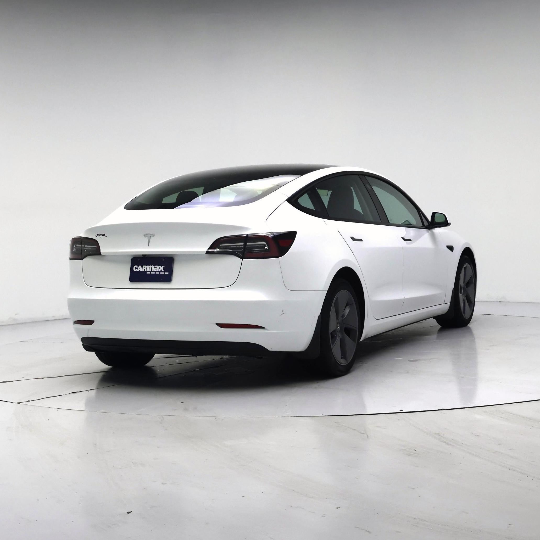Thumbnail: 2023 Tesla Model 3 - 8