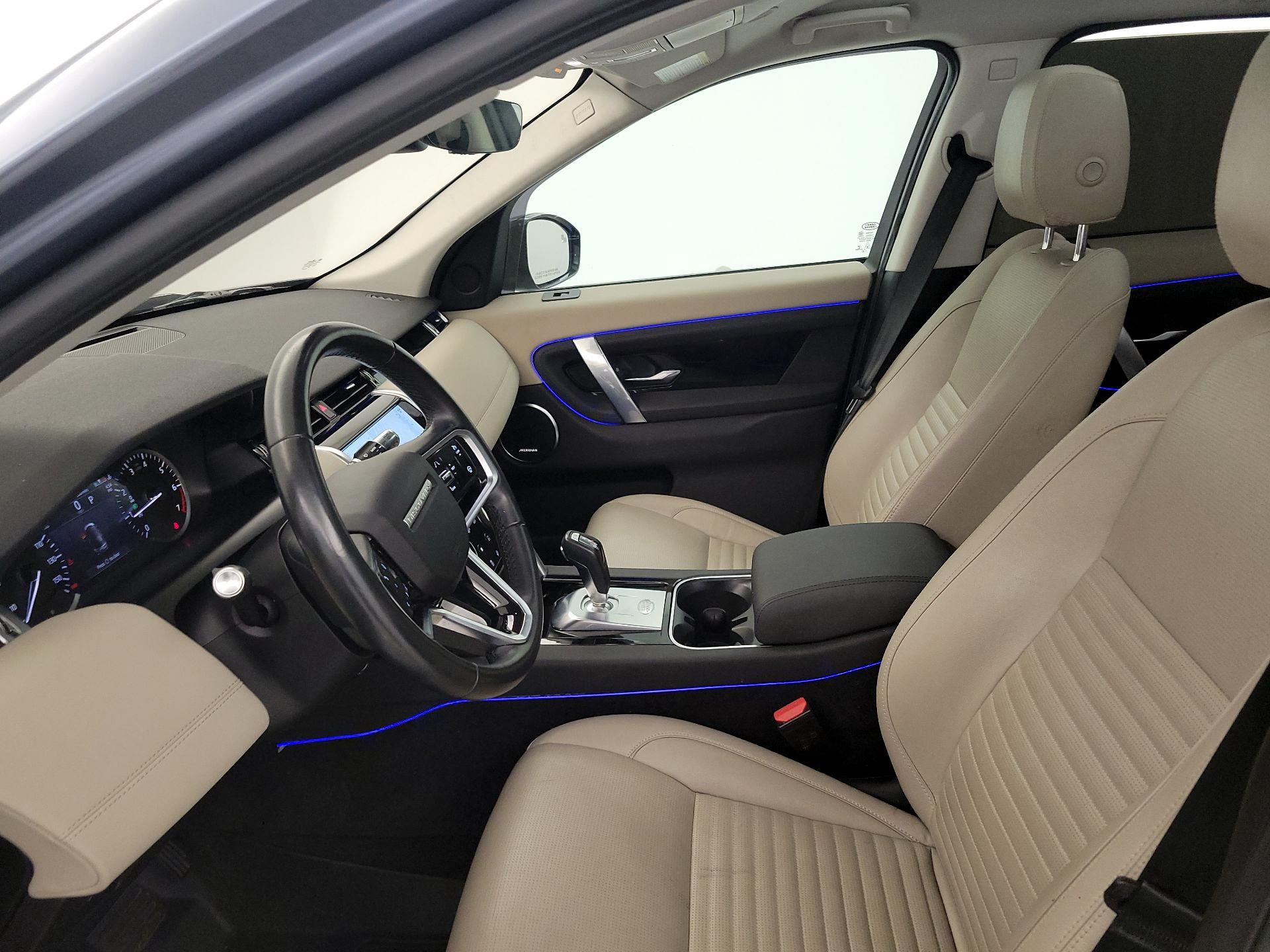 Thumbnail: 2021 Land Rover Discovery Sport - 11