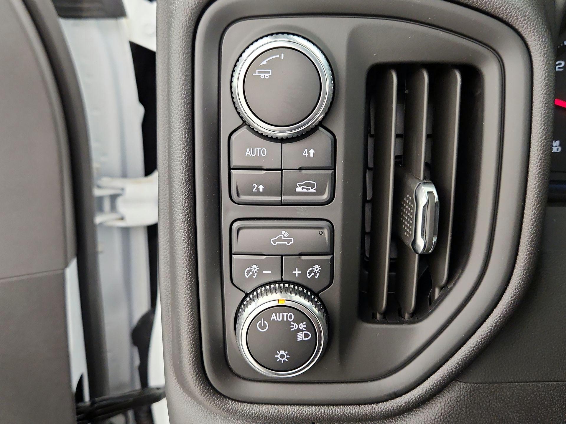 Thumbnail: 2024 GMC Sierra 1500 - 13