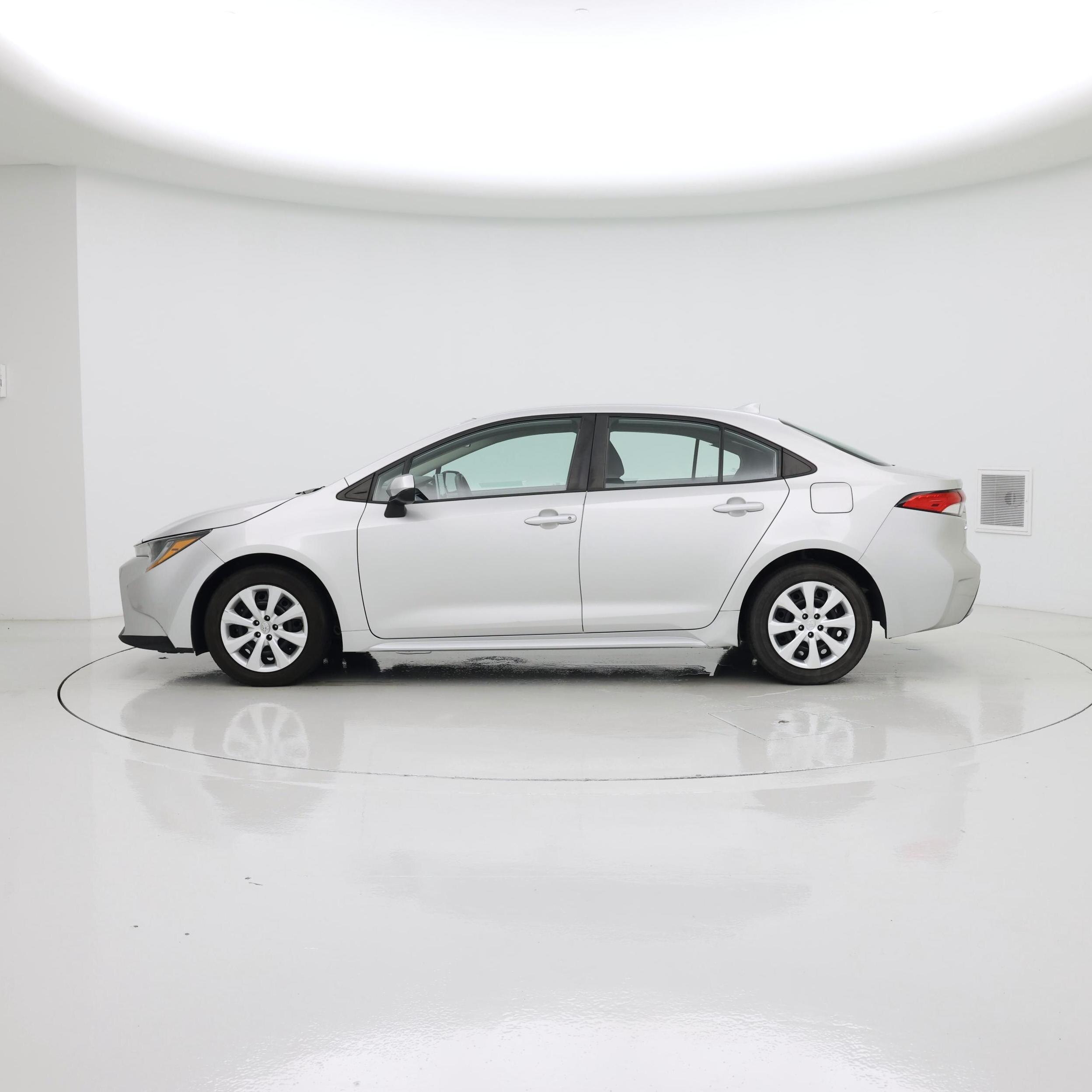 Thumbnail: 2020 Toyota Corolla - 3
