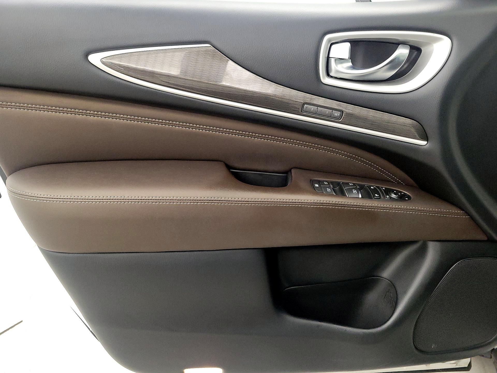 Thumbnail: 2020 INFINITI QX60 - 12