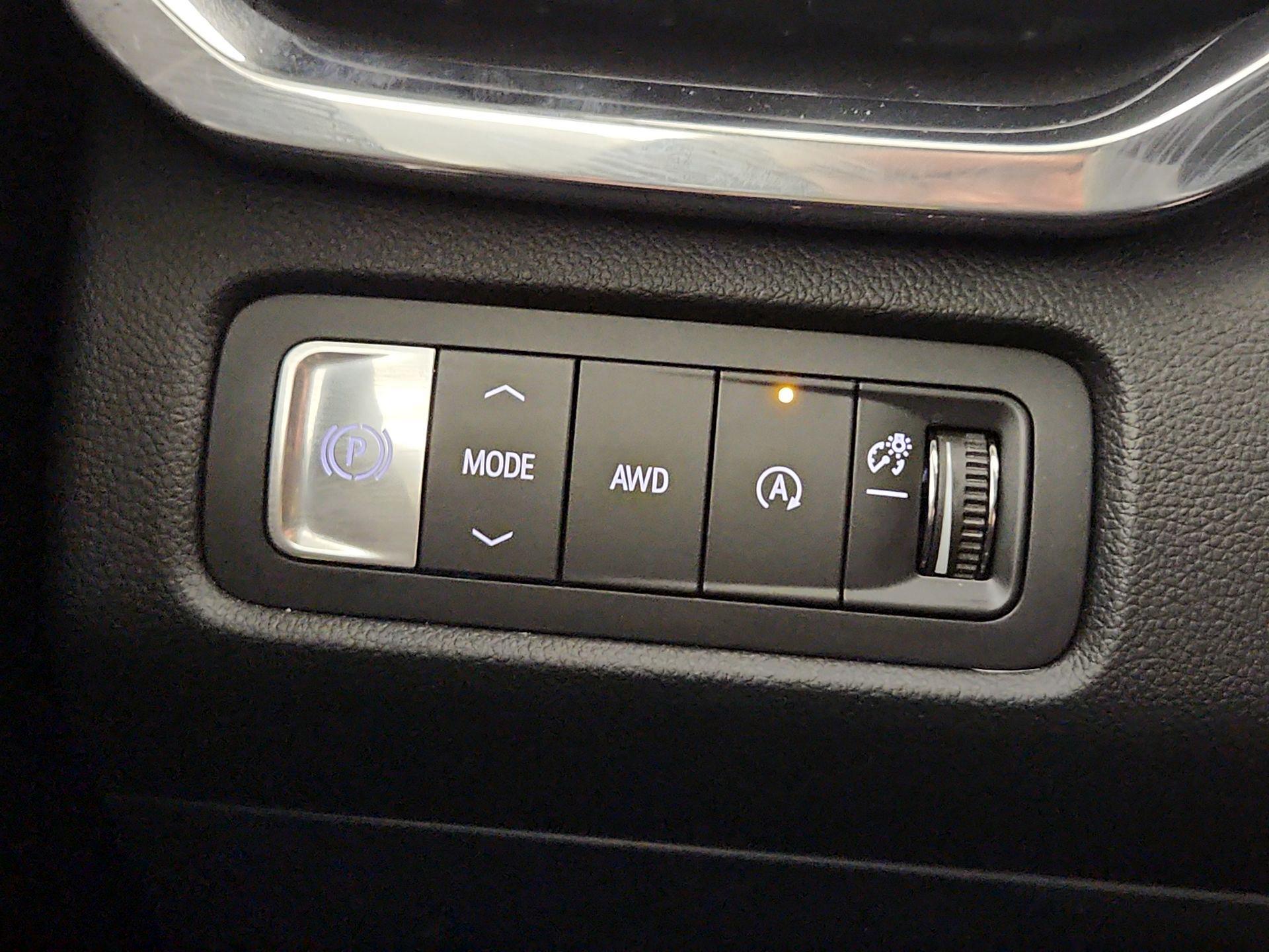 Thumbnail: 2025 GMC Acadia - 13