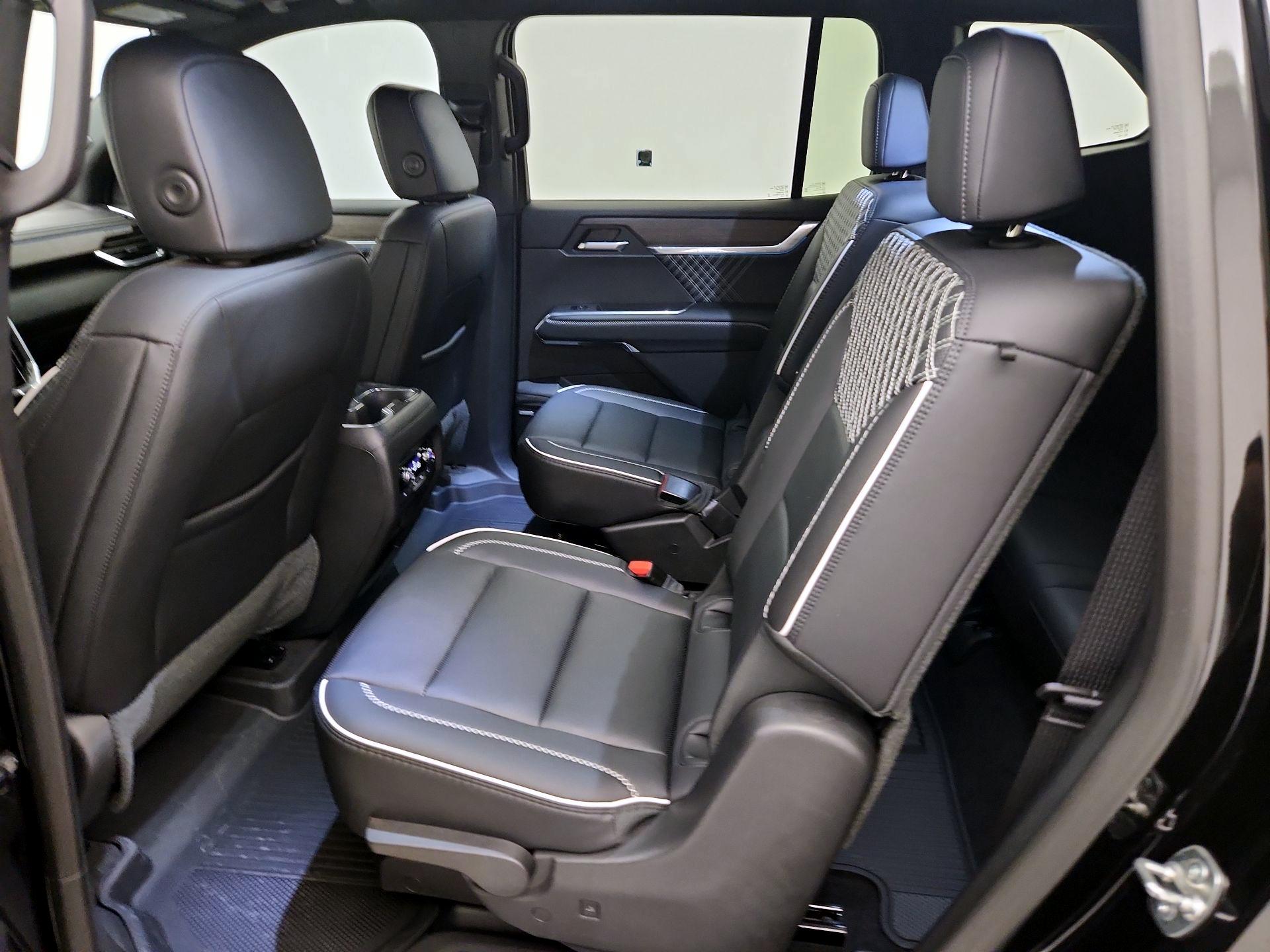 Thumbnail: 2025 GMC Acadia - 20
