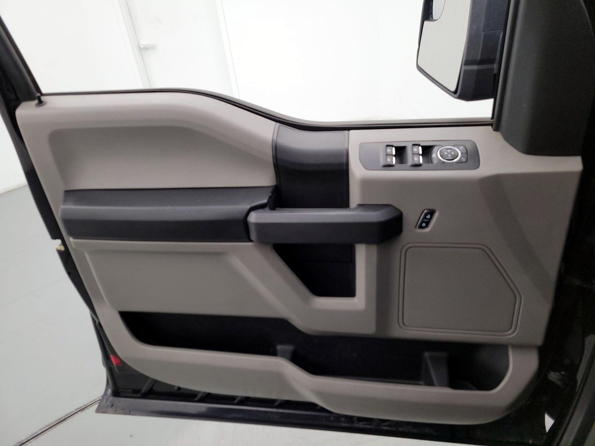 Thumbnail: 2017 Ford F-150 - 12