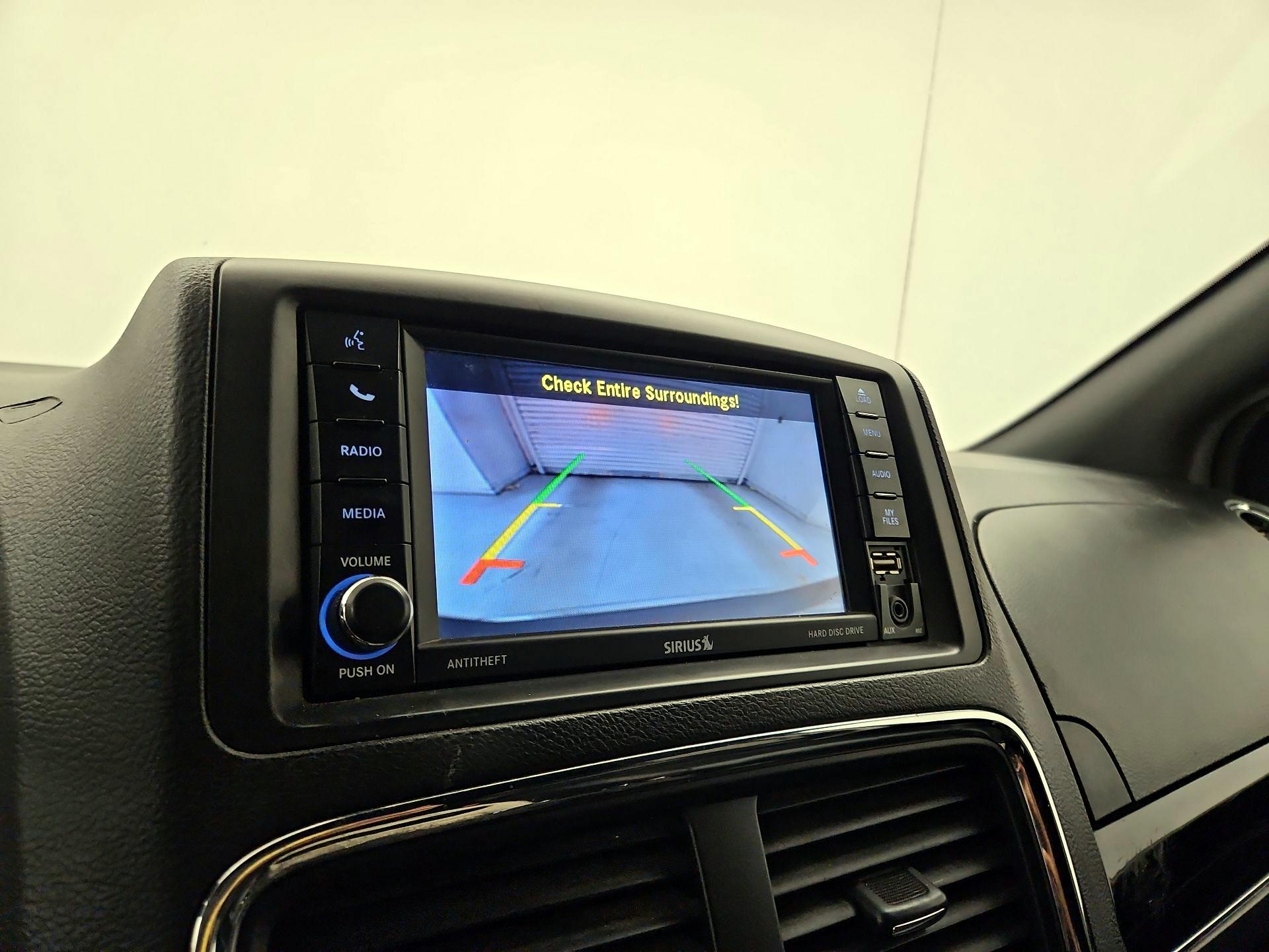 Thumbnail: 2019 Dodge Grand Caravan - 14