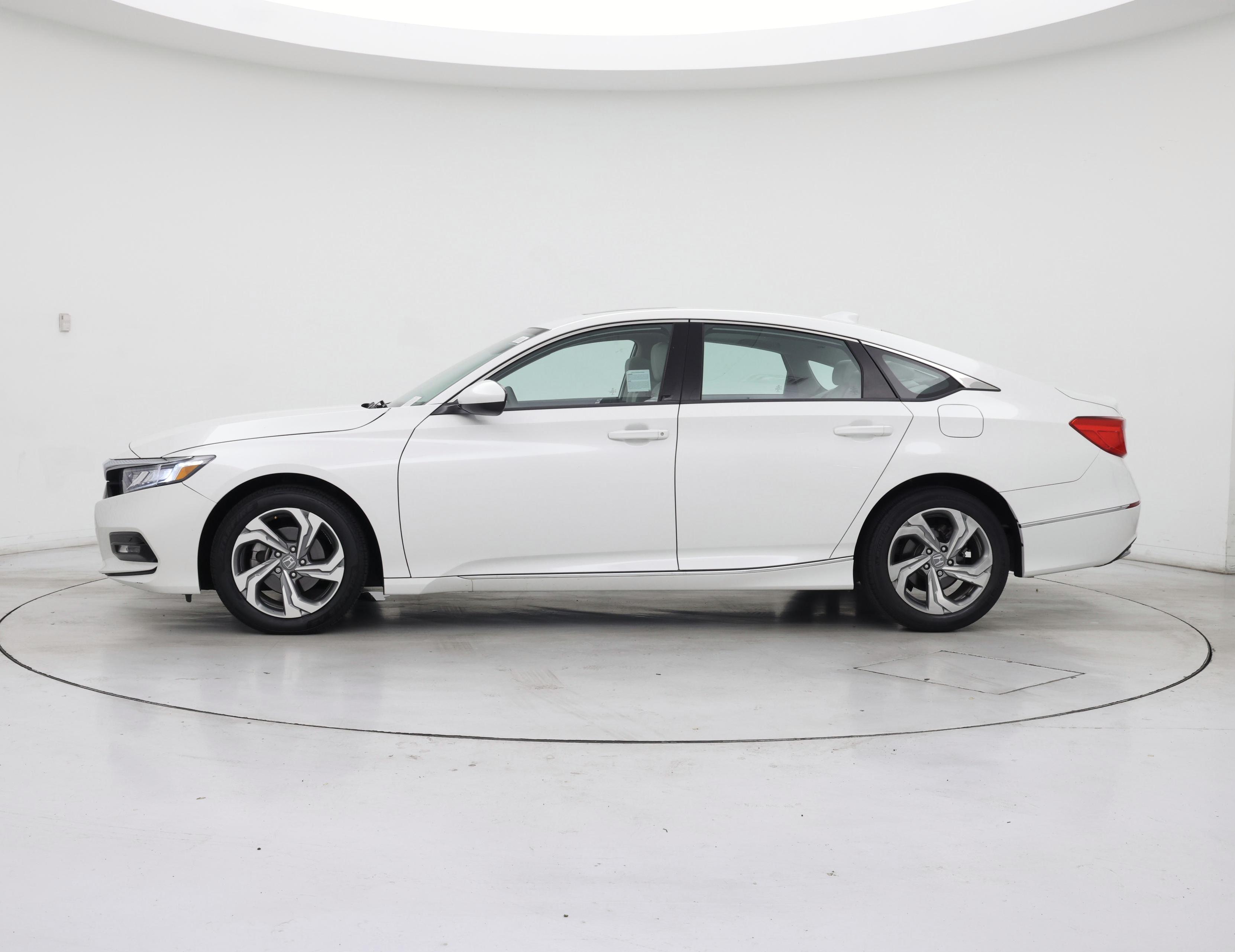 Thumbnail: 2018 Honda Accord - 3