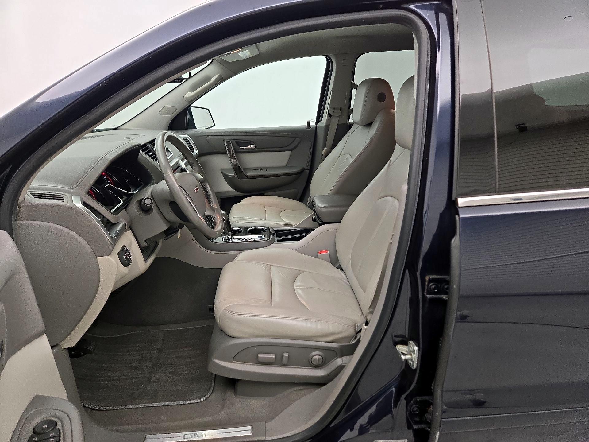 Thumbnail: 2016 GMC Acadia - 11