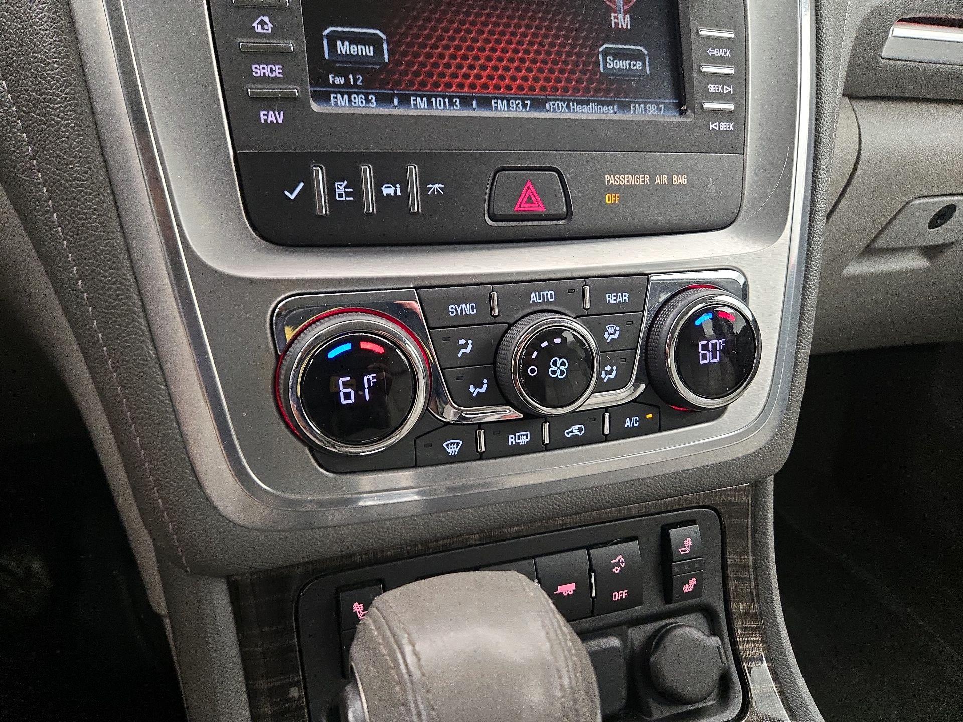 Thumbnail: 2016 GMC Acadia - 16